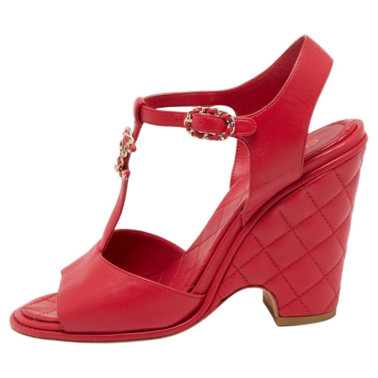Chanel Leather Top & Bottom Size 38 Pink Sandals. 