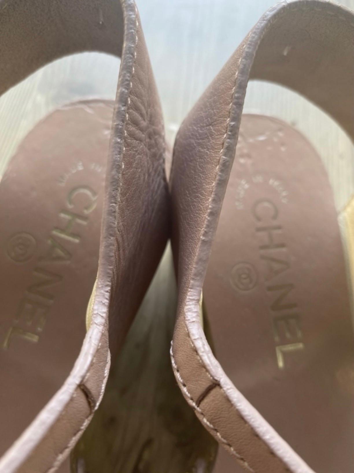 Chanel pink leather Clogs For Sale 1