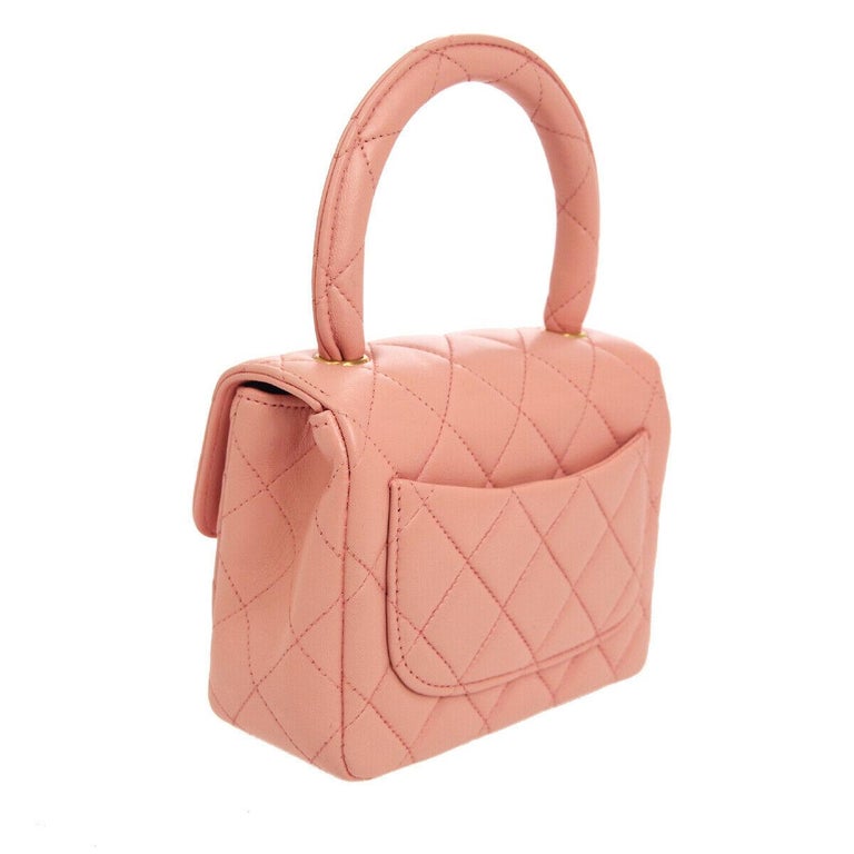 Leather mini bag Chanel Pink in Leather - 33891410