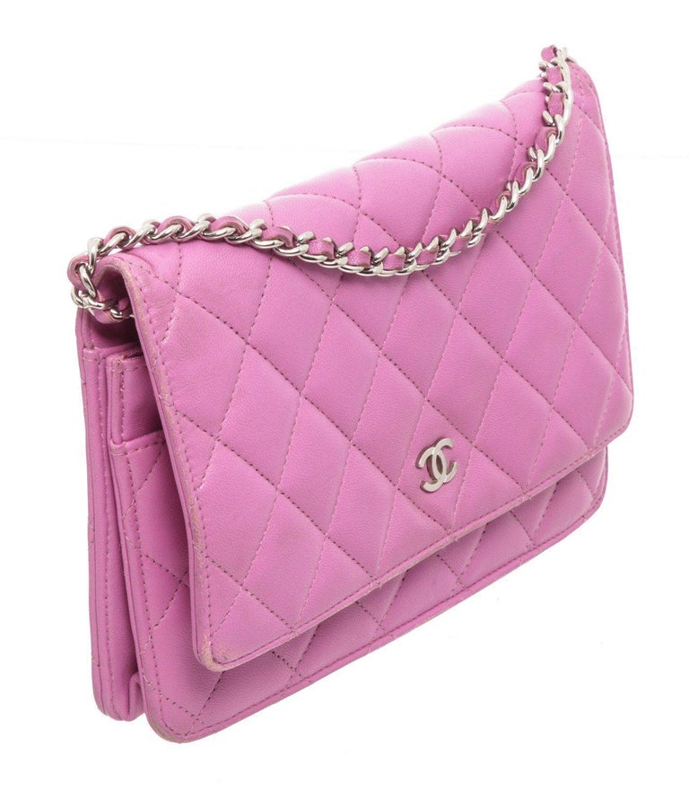 Gabrielle leather crossbody bag Chanel Pink in Leather - 34795679