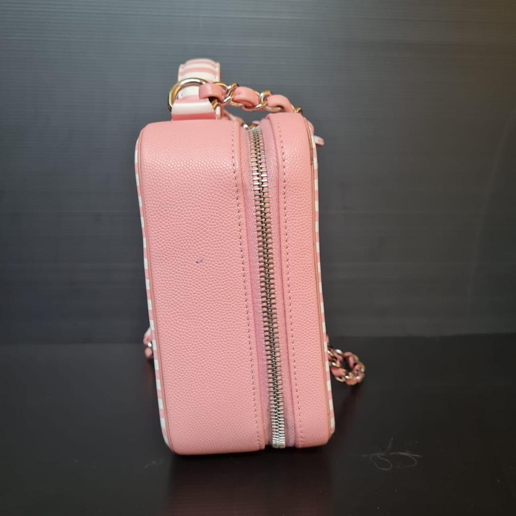 chanel pink vanity case