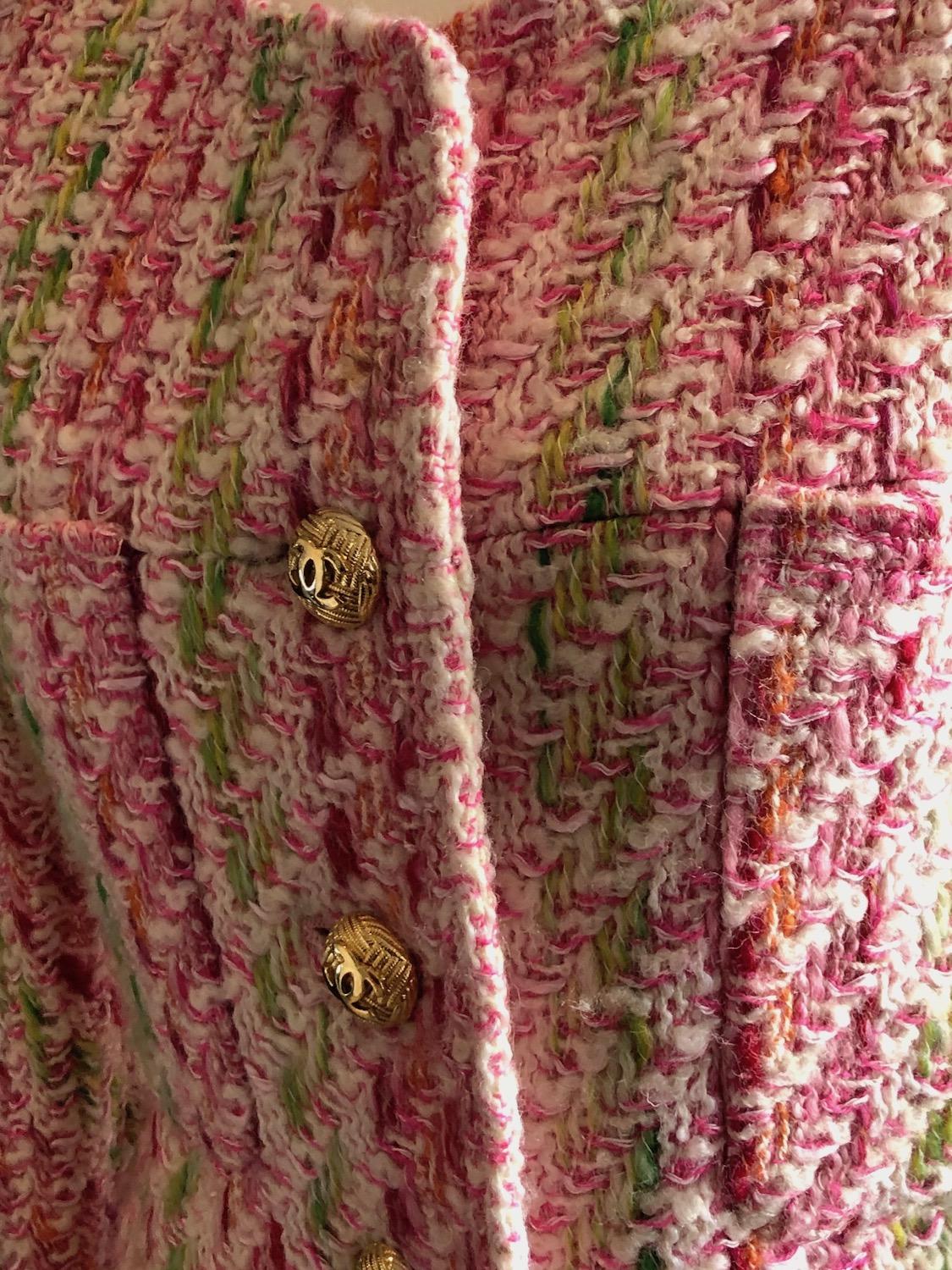 CHANEL Pink Multi Tweed Jacket CC Logo Gold Jewel Buttons C.1993 In Good Condition For Sale In London, GB