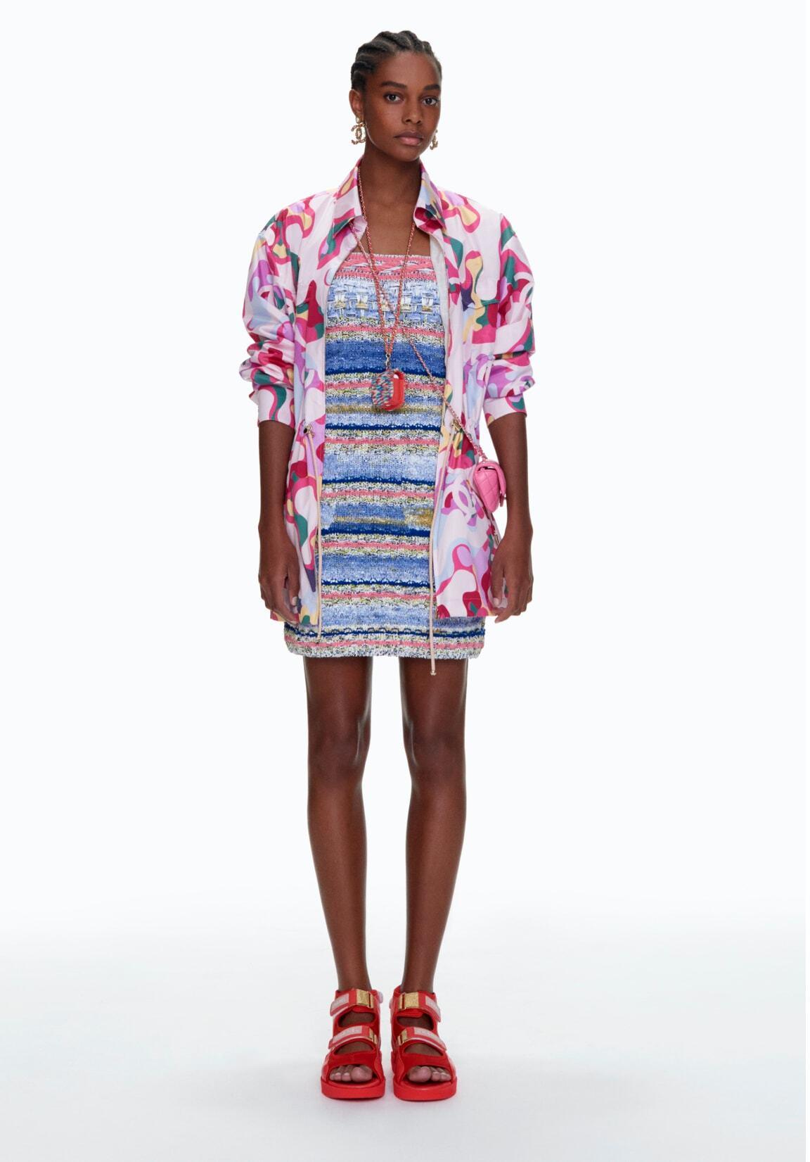 Chanel rosa e seta multicolore 2021P Giacca PARKA STAMPATA 40 M. in vendita 3
