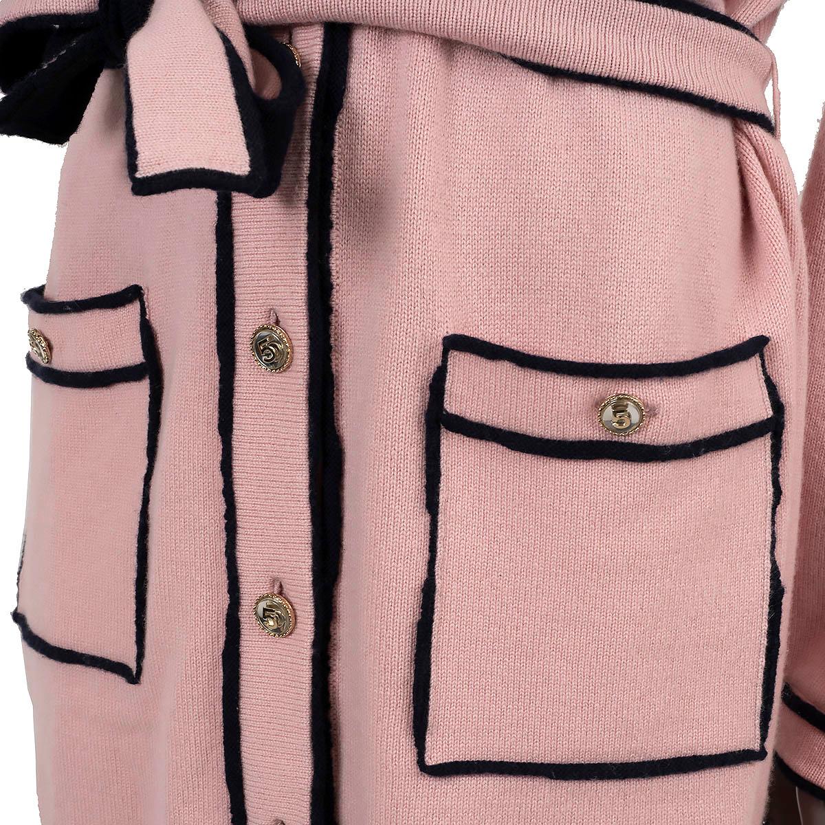 CHANEL pink & navy cashmere 2021 21S BELTED KNIT Dress 38 S For Sale 3
