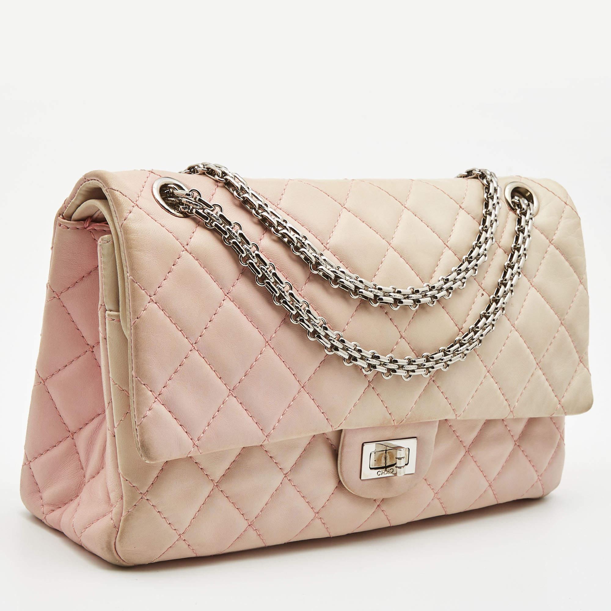 Chanel Pink Ombre Quilted Leather Reissue 2.55 Classic 226 Flap Bag In Good Condition For Sale In Dubai, Al Qouz 2