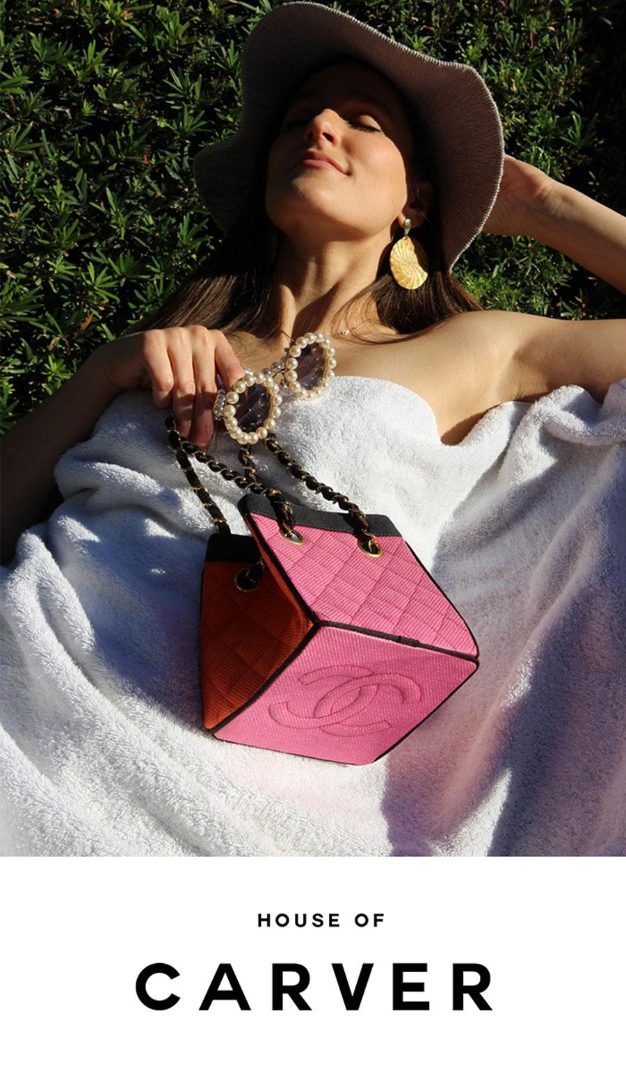 Chanel Rosa Arancione Nero Multicolore Mini Tote in paglia In condizioni buone in vendita a Miami, FL