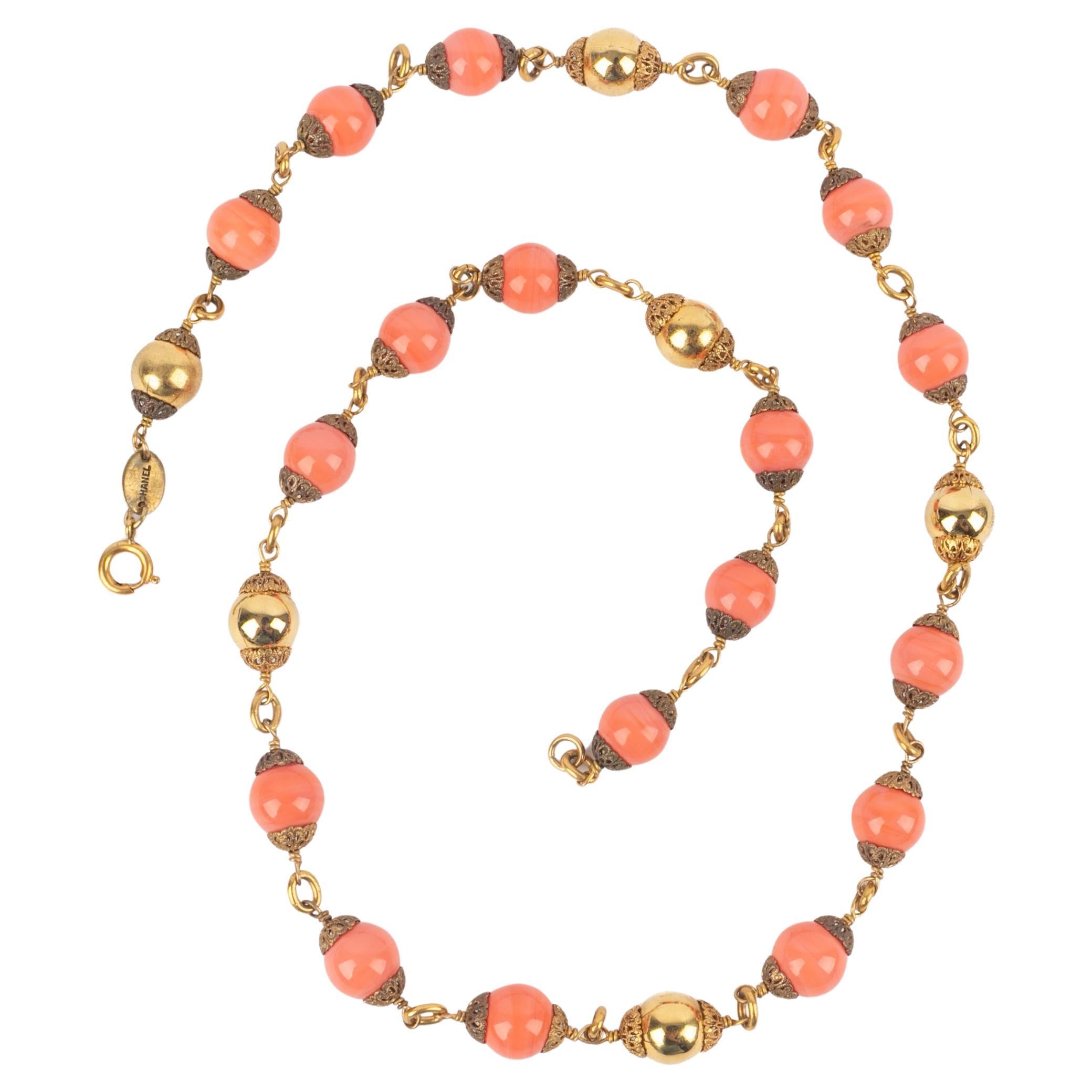 Collana di perle rosa Chanel in vendita