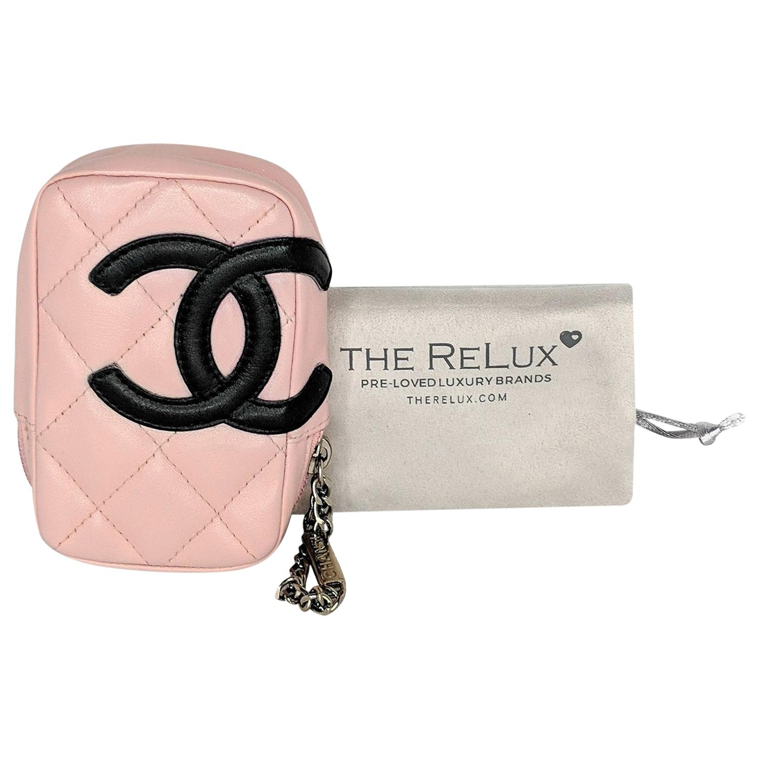 chanel pouch
