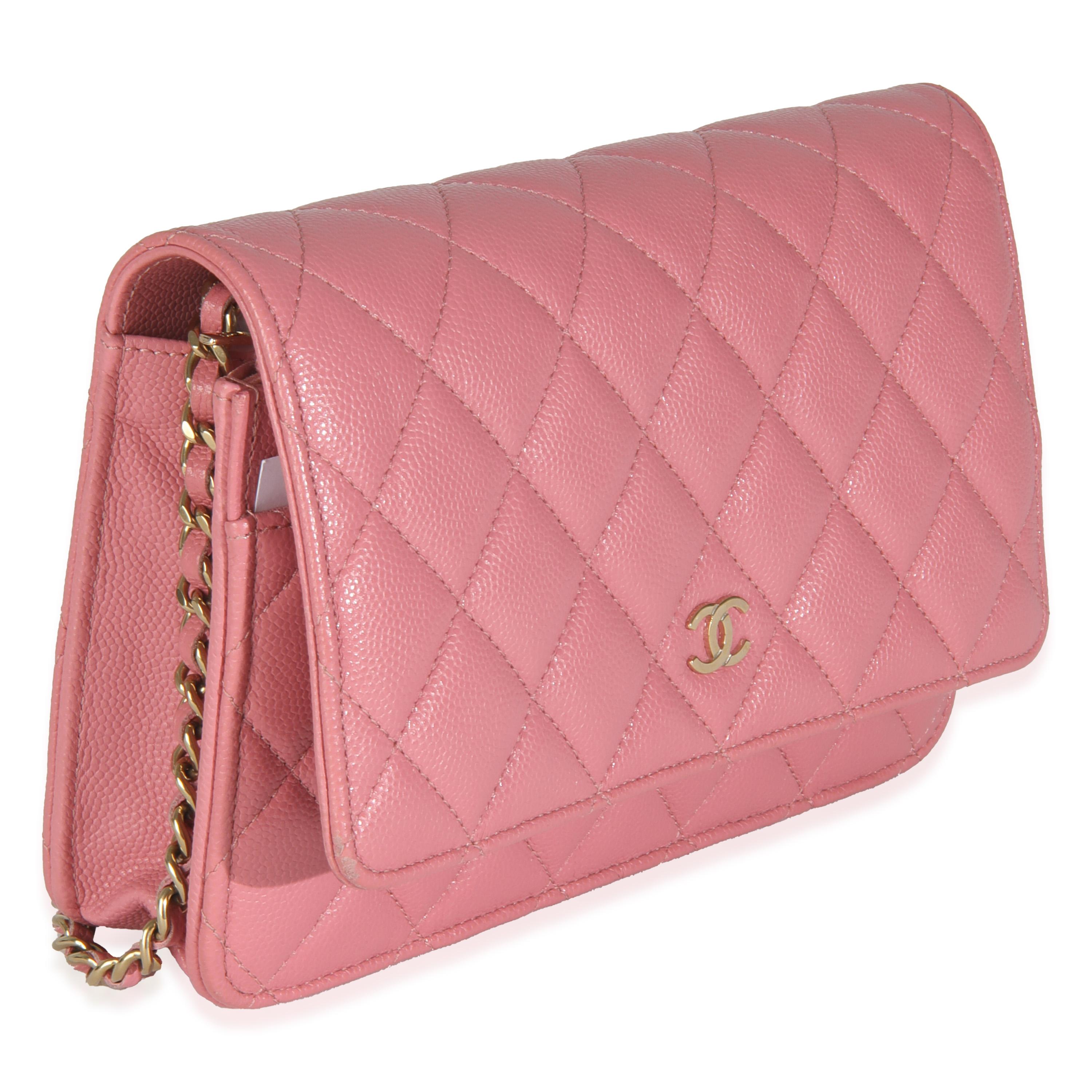 Chanel Pink Quilted Caviar Classic Wallet On Chain In Excellent Condition For Sale In New York, NY