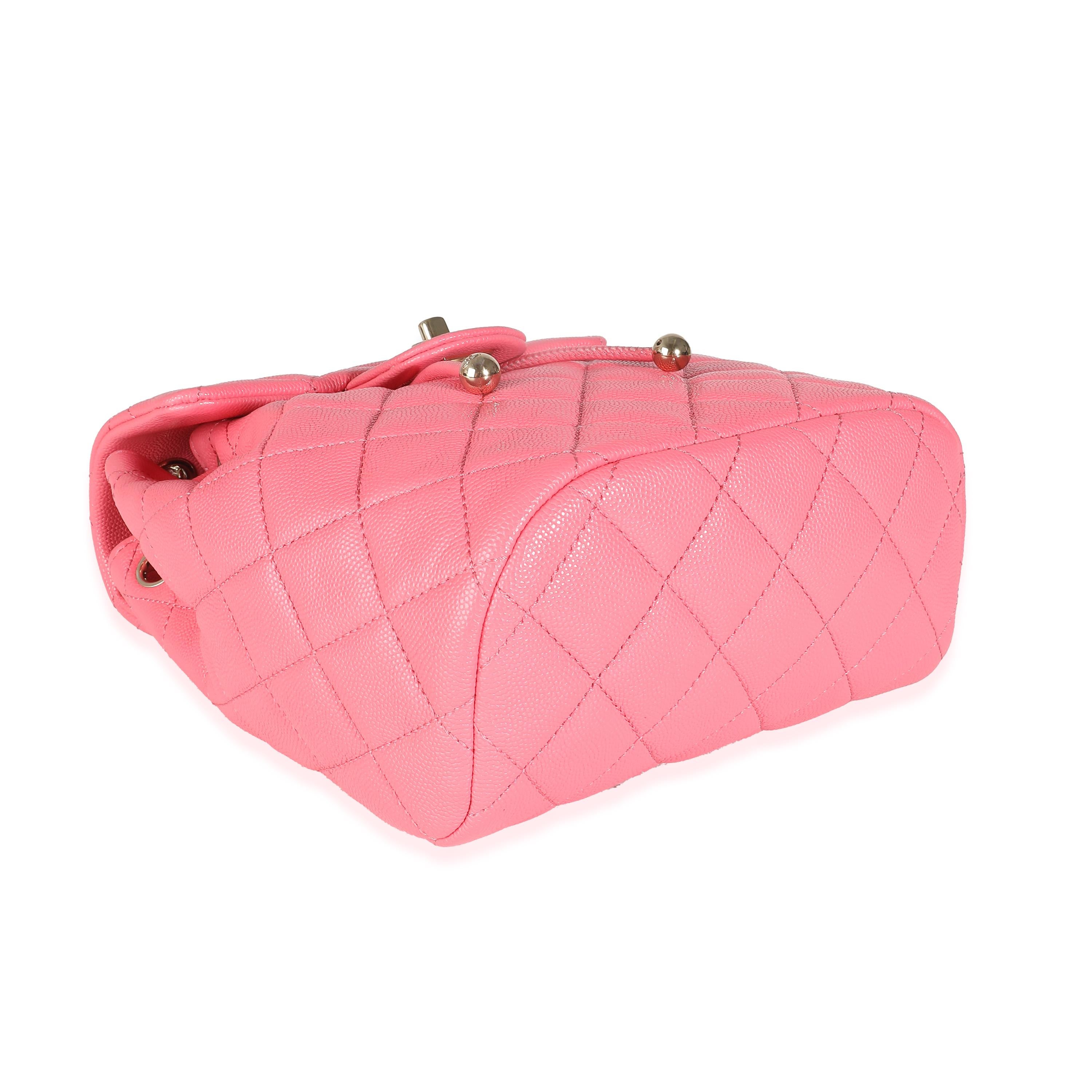 Sac à main Chanel rose matelassé Caviar à cordon de serrage en vente 1