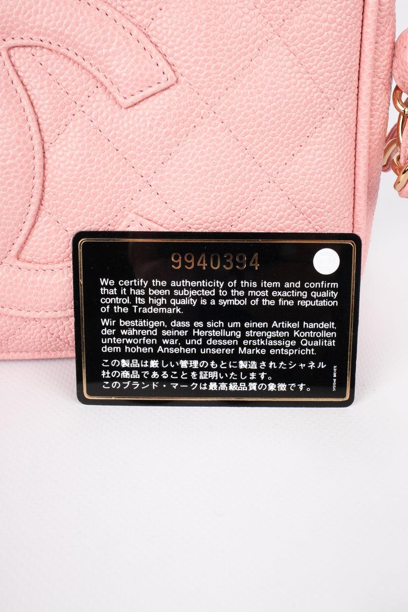 Chanel Pink Quilted Caviar Grain Calf Leather Shoulder Bag, 2004/2005 In Excellent Condition In SAINT-OUEN-SUR-SEINE, FR