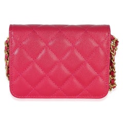 Chanel – Rosa, gestepptes „Caviar“-Modell „Twist Your Buttons“ – Geldbörse mit Kette