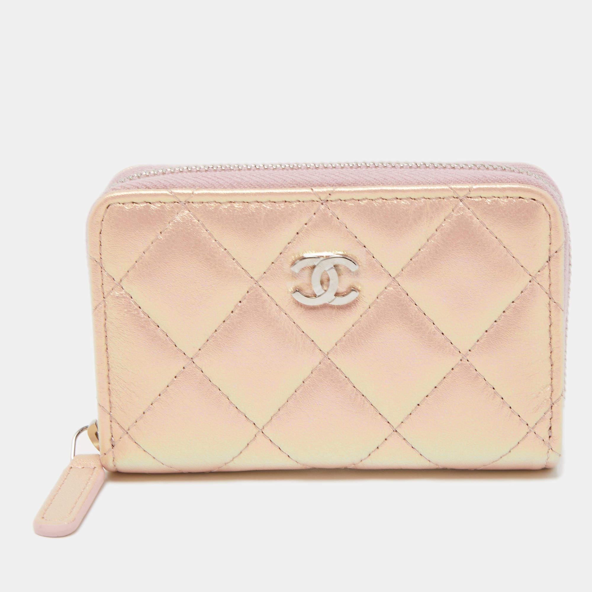 Keep all your change in one place so you do not have to go to the depths of your bag in search for it every time. Chanel brings you this stunning coin purse for exactly that purpose. Crafted from stunning pink quilted Caviar leather, this purse