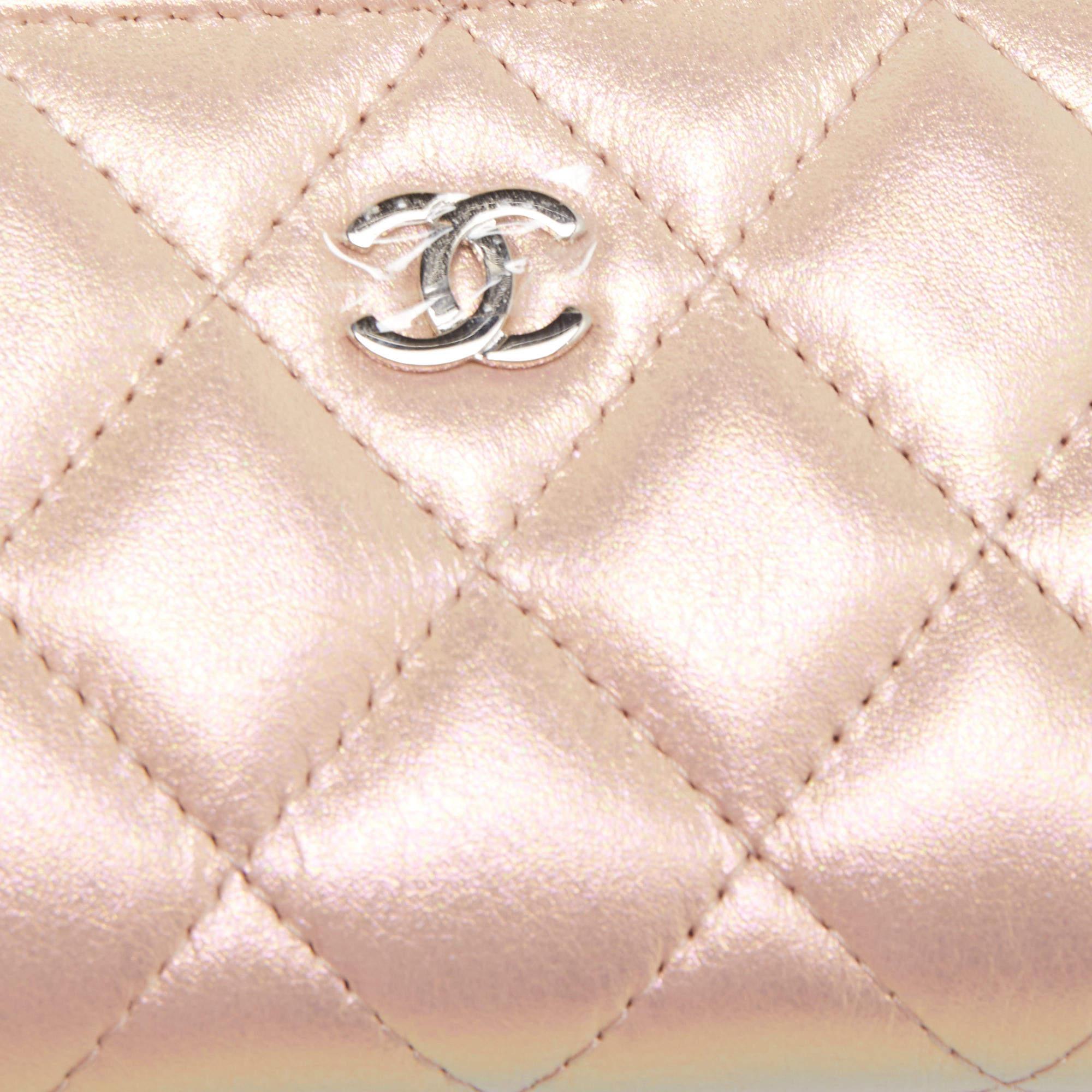 Women's Chanel Pink Quilted Iridescent Leather CC Zip Coin Purse For Sale