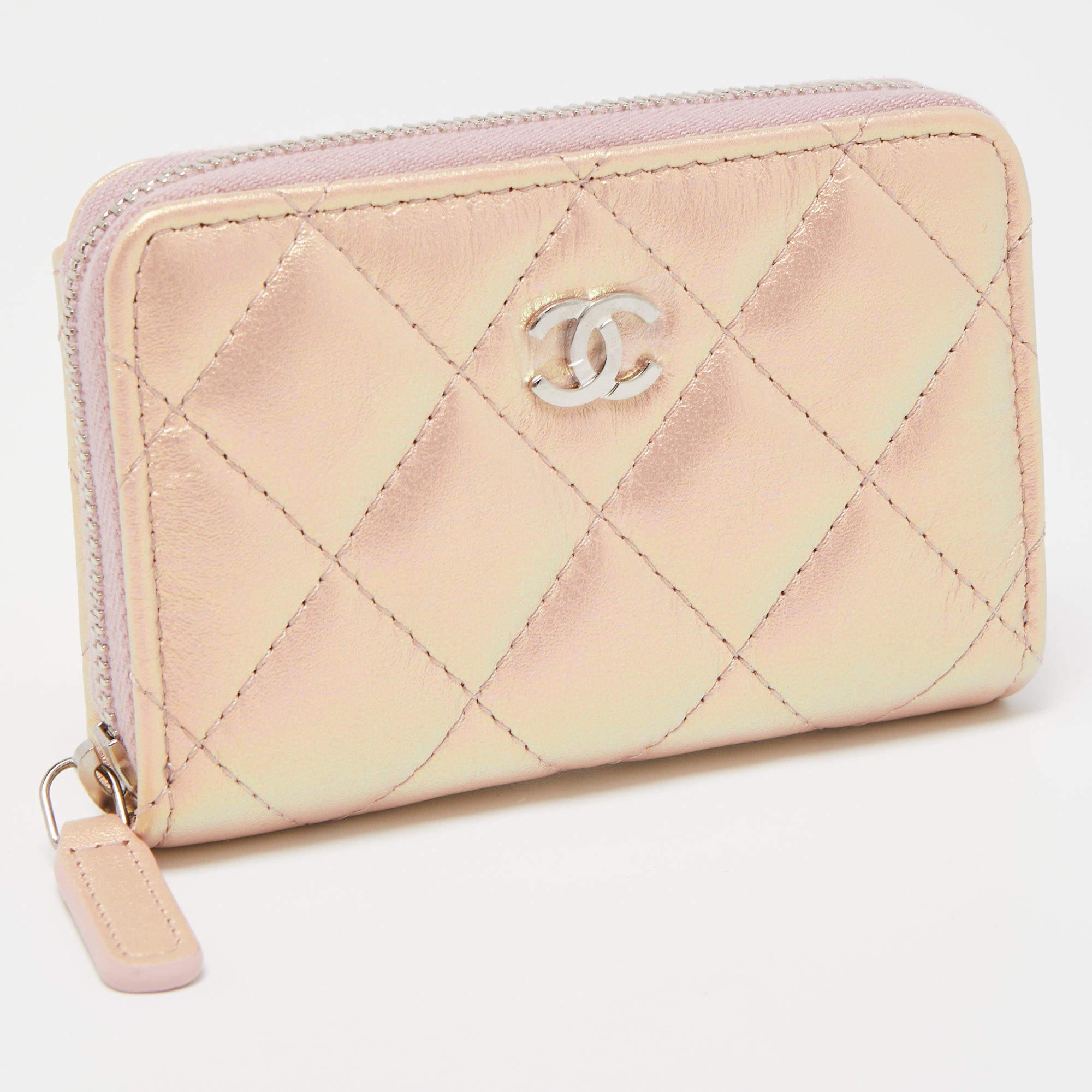 Chanel Pink Quilted Iridescent Leather CC Zip Coin Purse For Sale 4