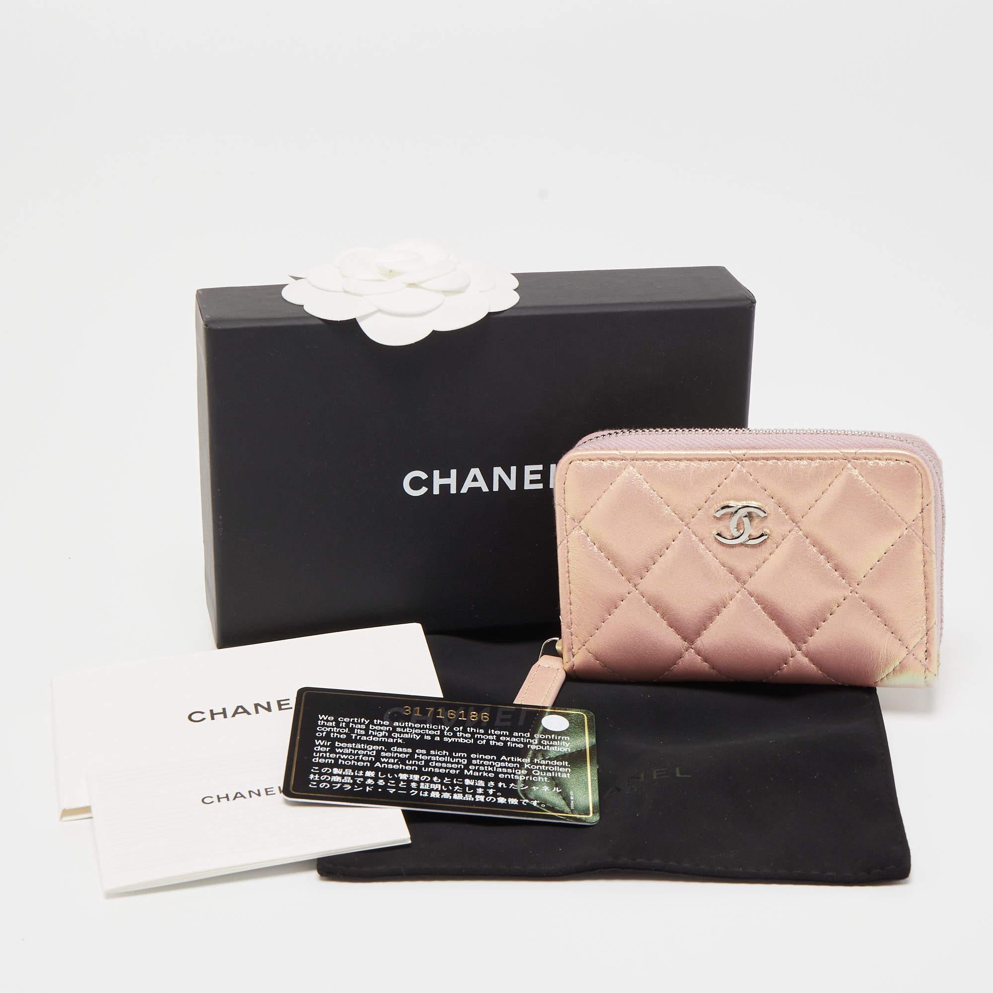 Chanel Pink Quilted Iridescent Leather CC Zip Coin Purse For Sale 5