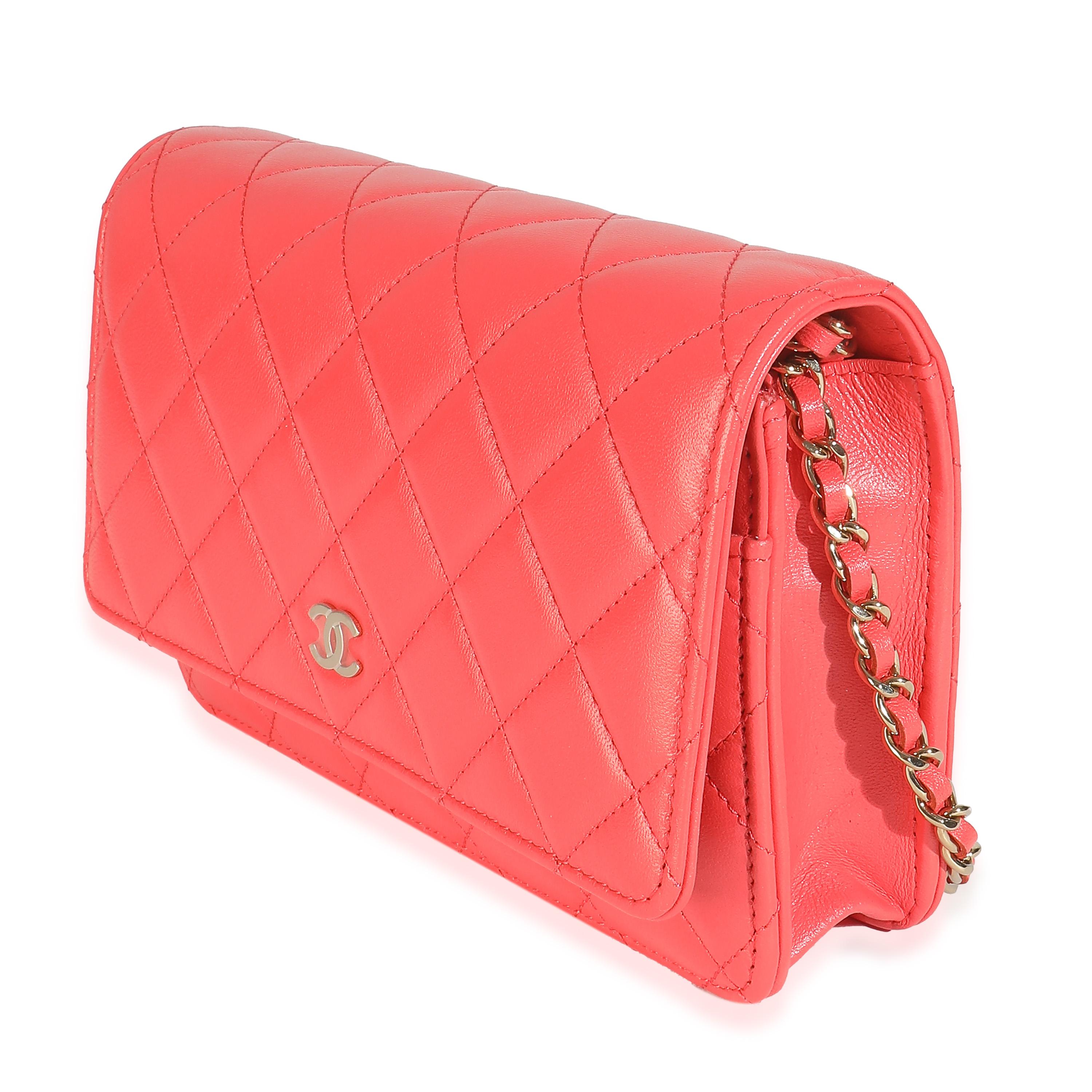 Chanel Pink Quilted Lambskin Classic Wallet On Chain Excellent état - En vente à New York, NY