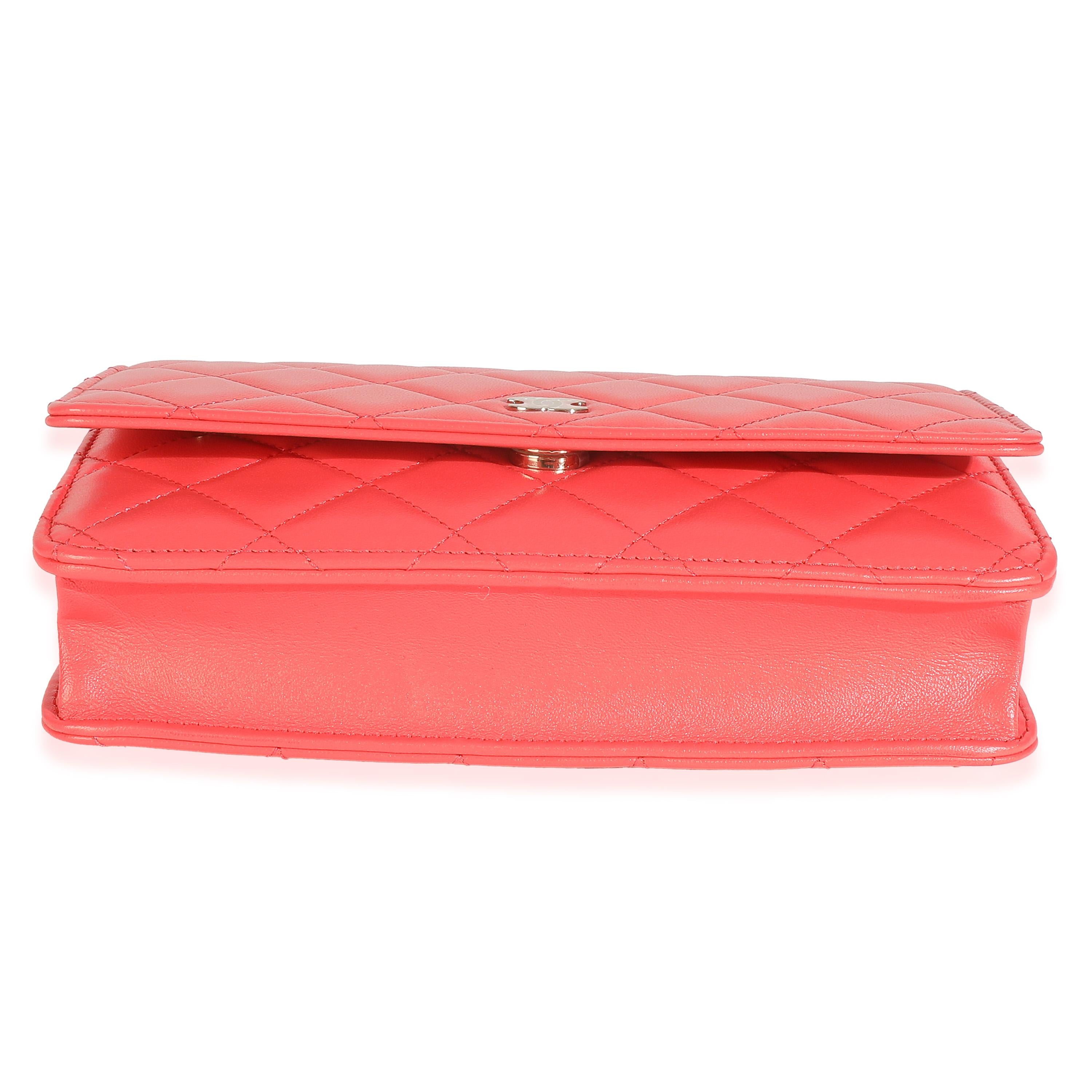 Chanel Pink Quilted Lambskin Classic Wallet On Chain en vente 3
