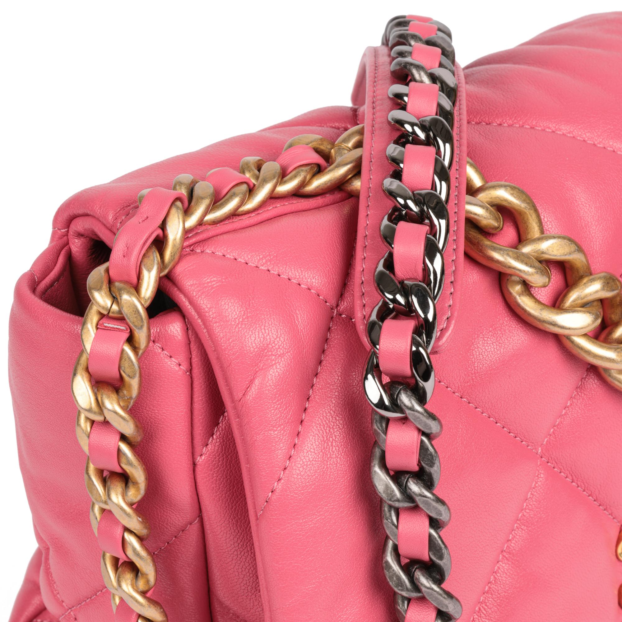 CHANEL Pink Quilted Lambskin Large 19 Flap Bag For Sale 1
