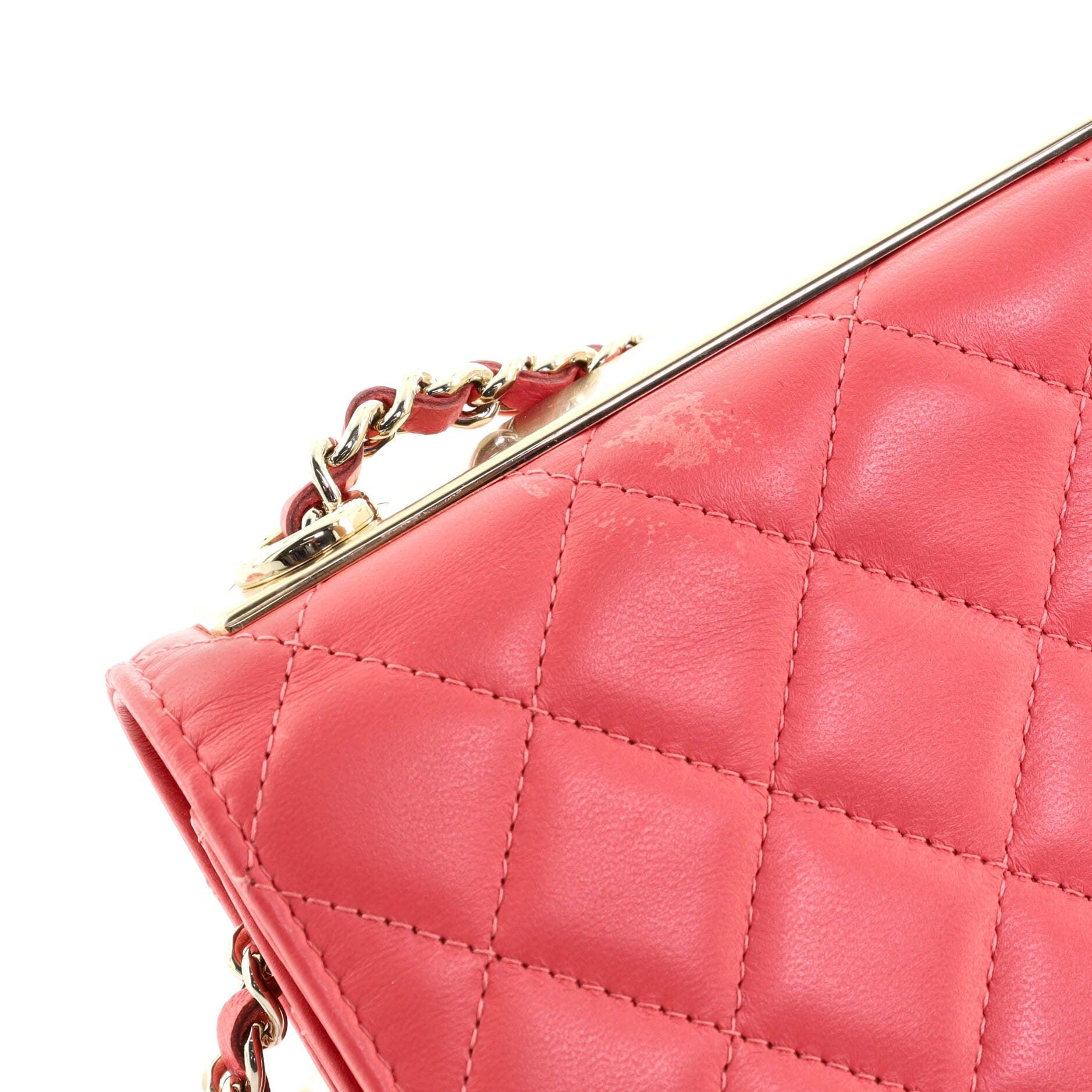 Chanel Pink Quilted Lambskin Leather Trendy CC Wallet on Chain In Good Condition For Sale In Irvine, CA
