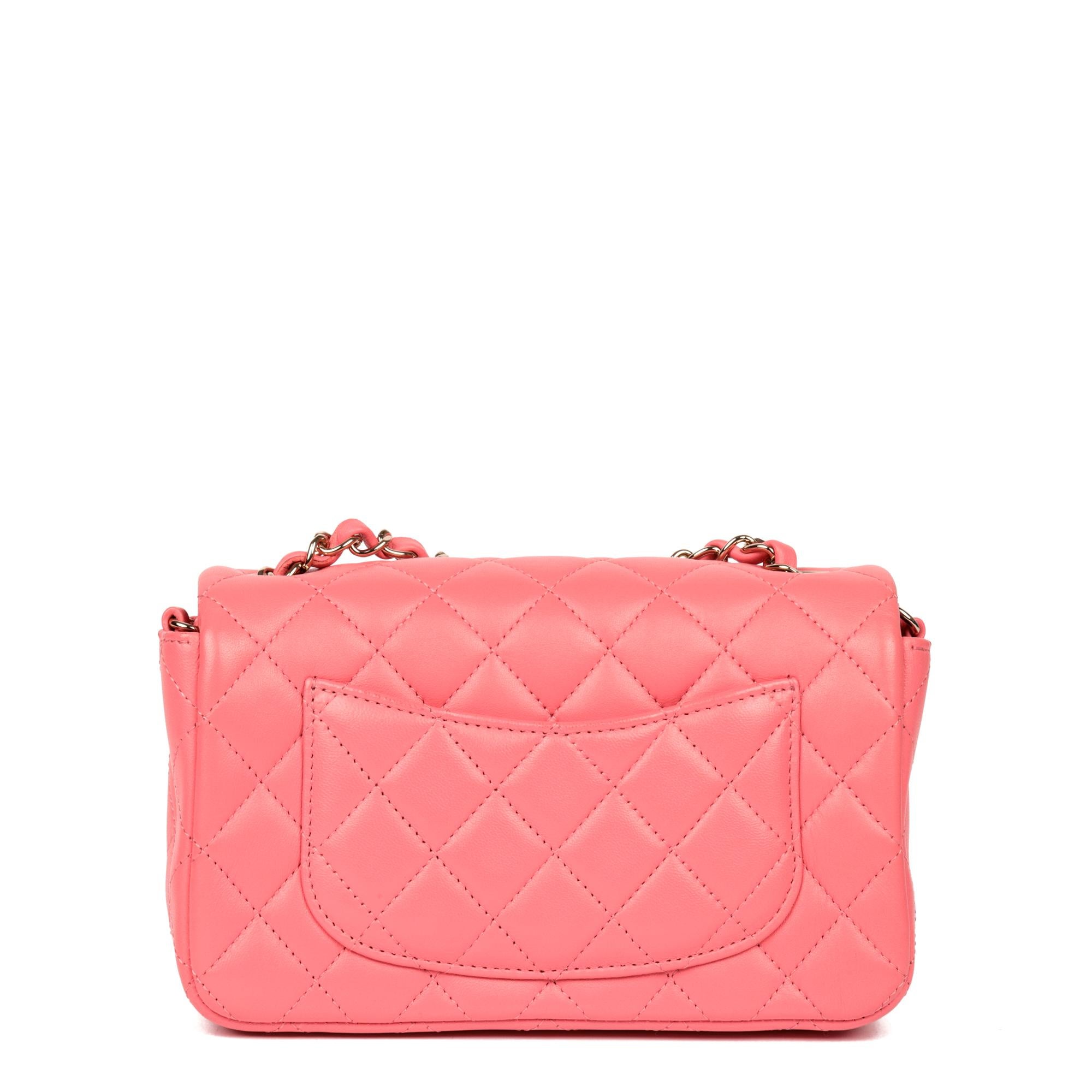 Chanel - Mini sac à rabat rectangulaire en cuir d'agneau matelassé rose Pour femmes en vente
