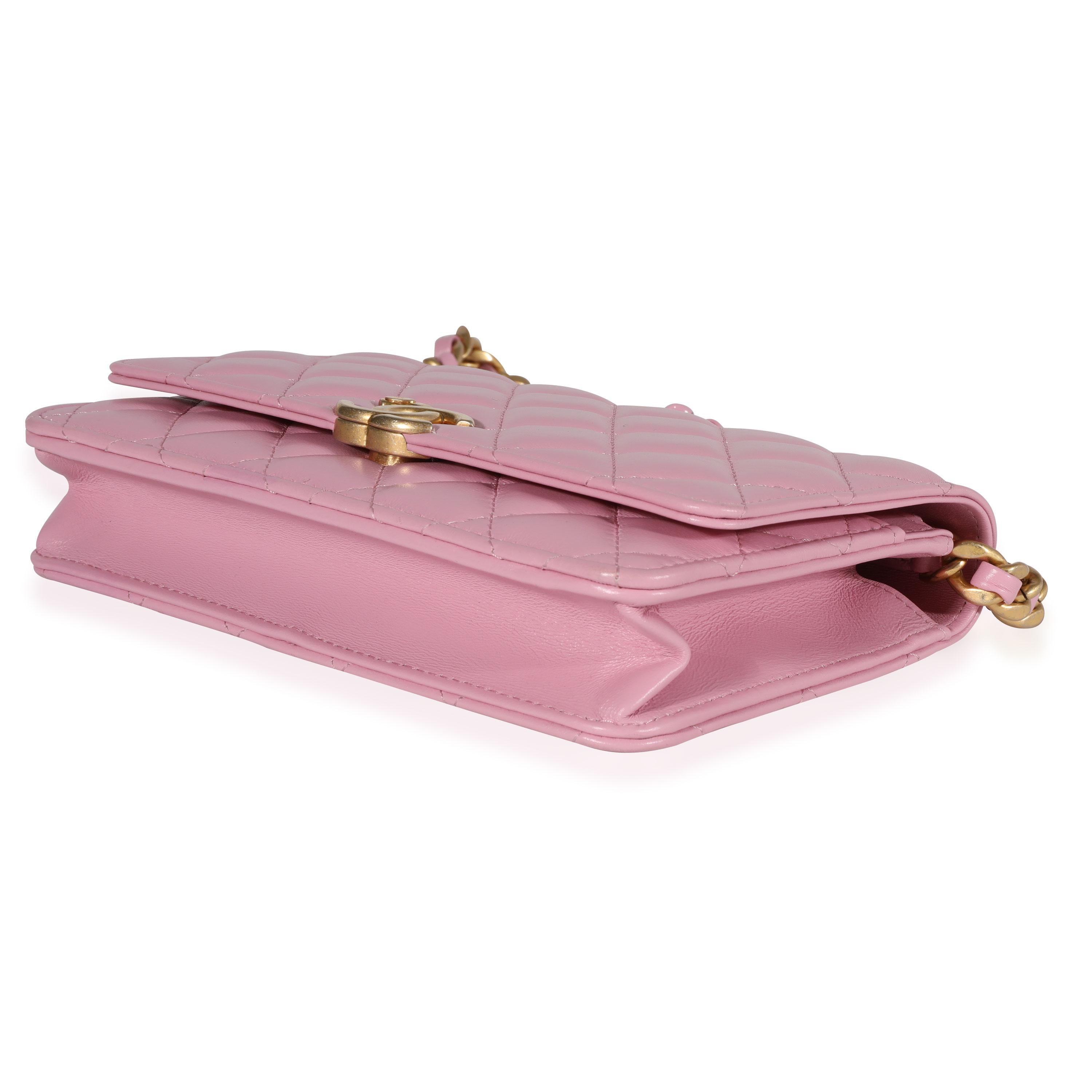 De las mujeres Chanel Billetera De Piel De Cordero Acolchada Rosa Con Cadena