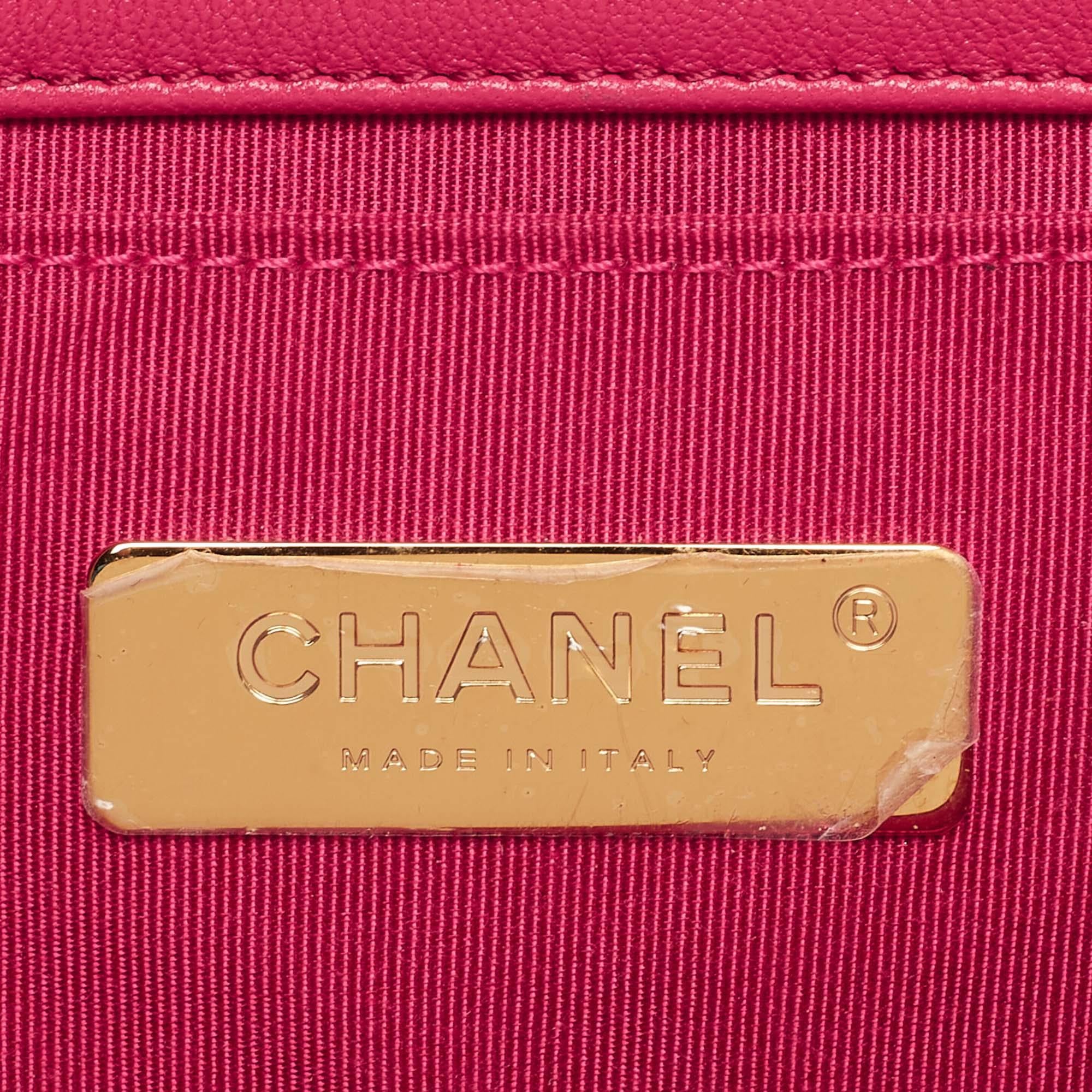 Chanel Pink Quilted Leather CC 19 Waist Bag 9