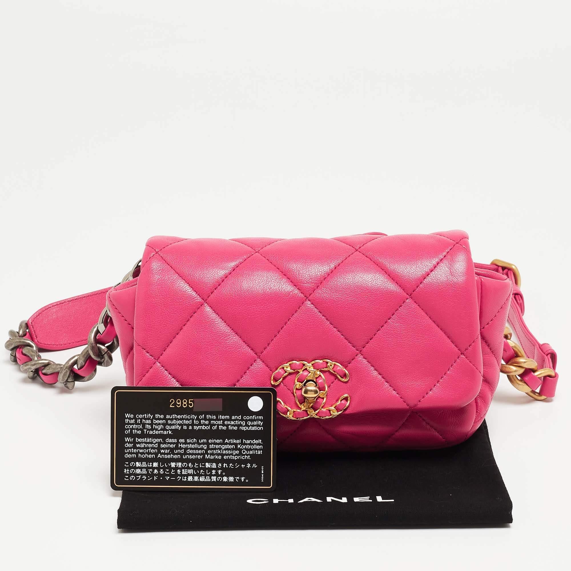 Chanel Pink Quilted Leather CC 19 Waist Bag 10