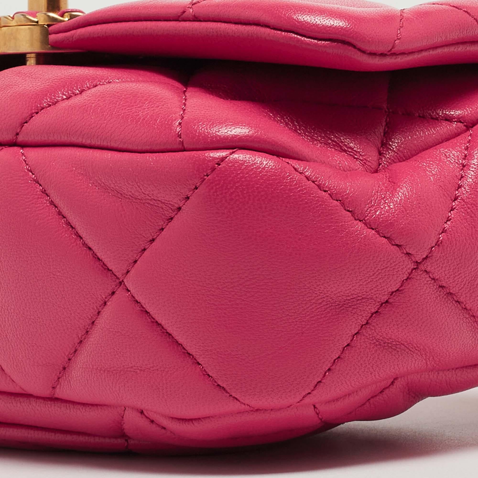 Chanel Pink Quilted Leather CC 19 Waist Bag 4