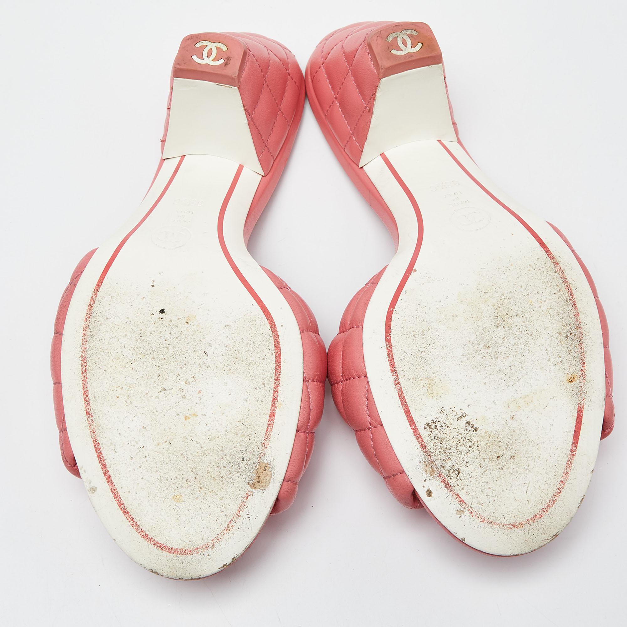 Chanel Pink Quilted Leather CC Open Toe Slide Sandals Size 38.5 2