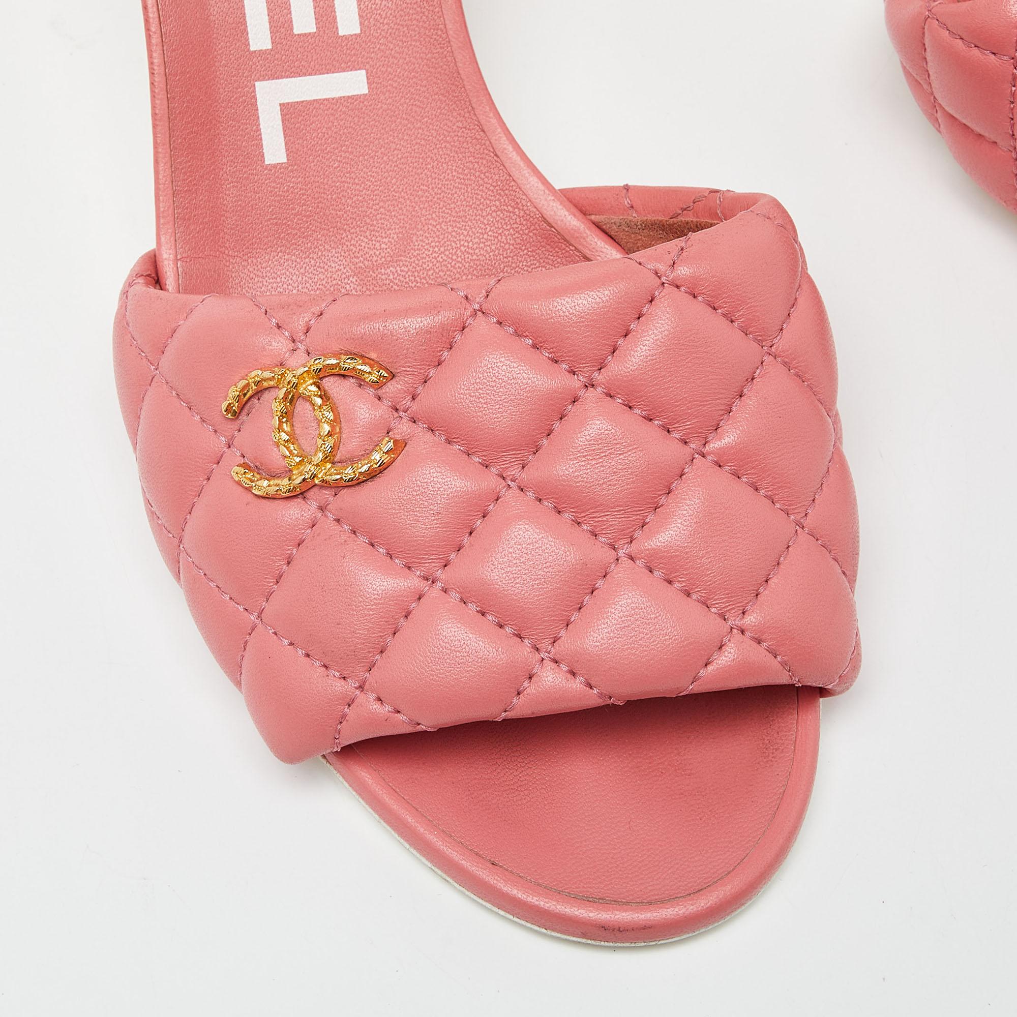 Chanel Pink Quilted Leather CC Open Toe Slide Sandals Size 38.5 3