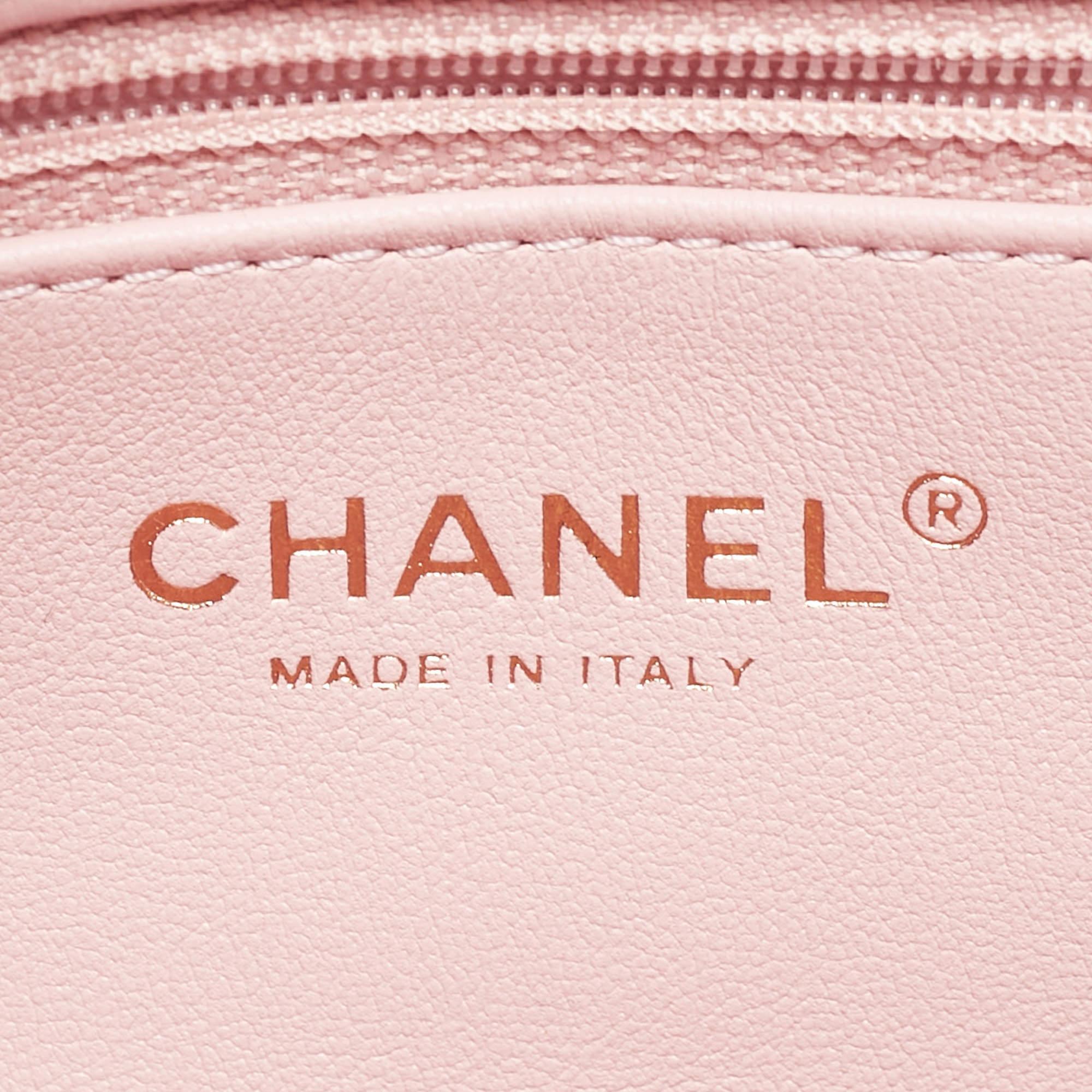 Chanel Pink Quilted Leather New Mini Heart Charm Classic Flap Bag 1