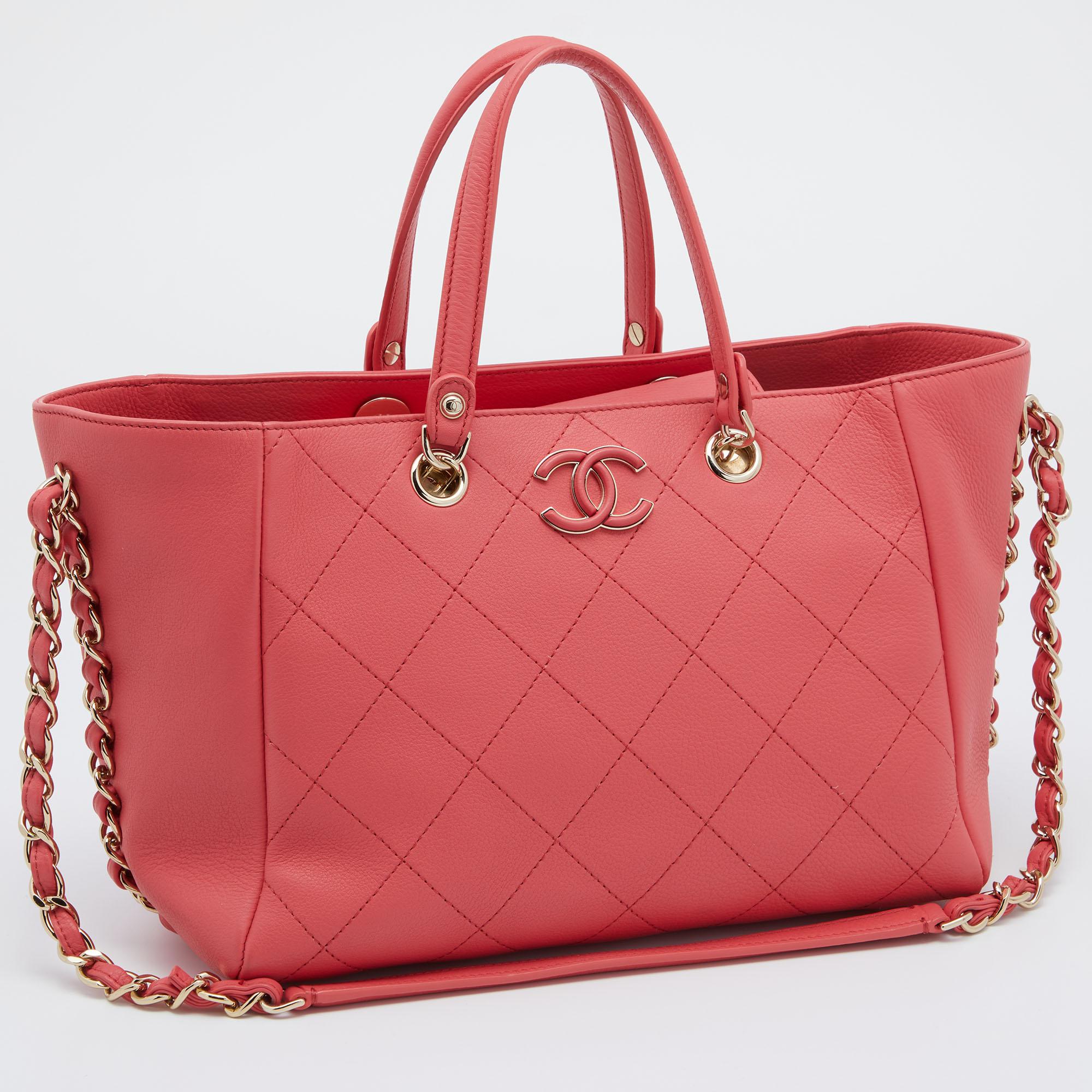 Women's Chanel Pink Quilted Leather Small Neo Soft Shopping Tote