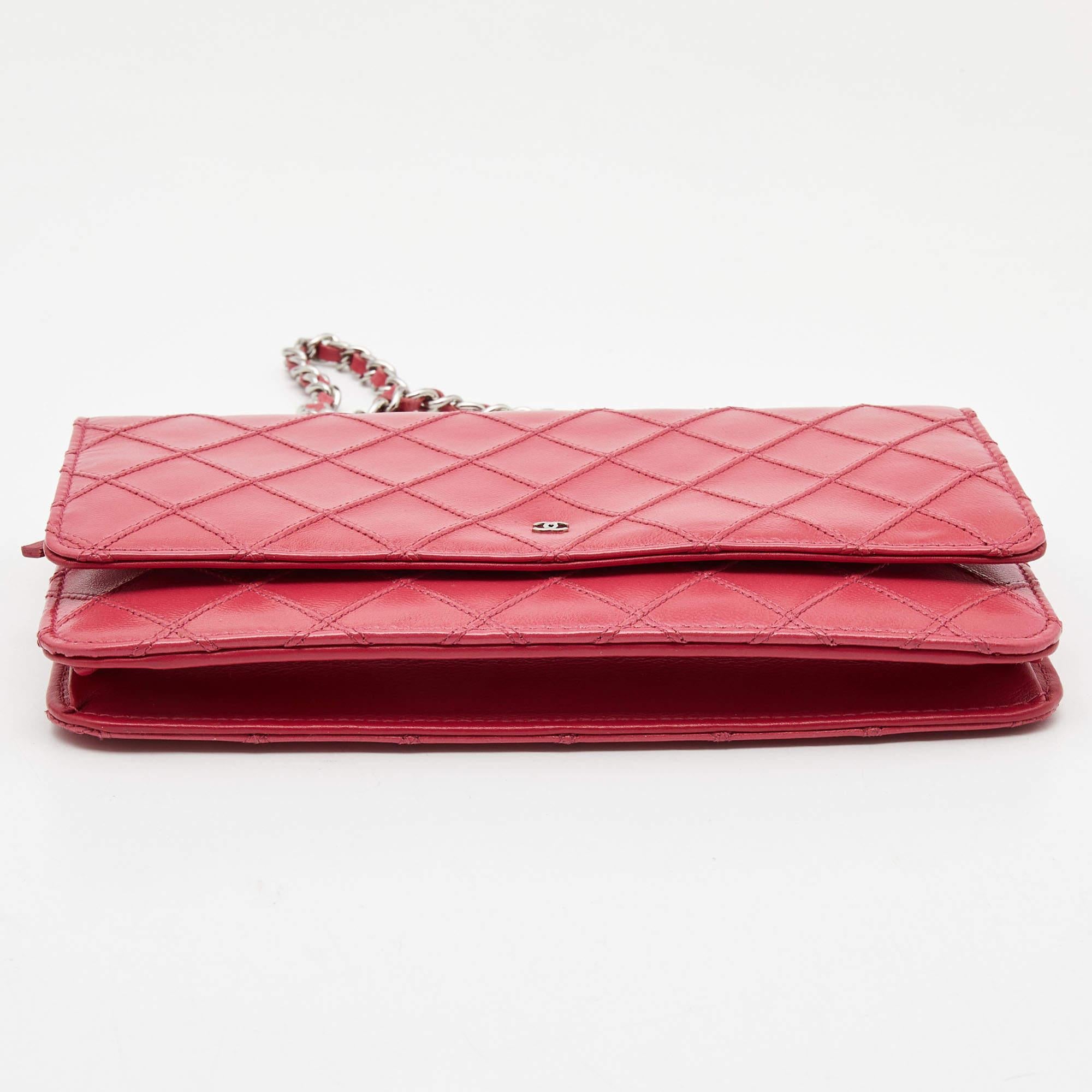 Chanel Pink Quilted Leather WOC Bag In Excellent Condition For Sale In Dubai, Al Qouz 2