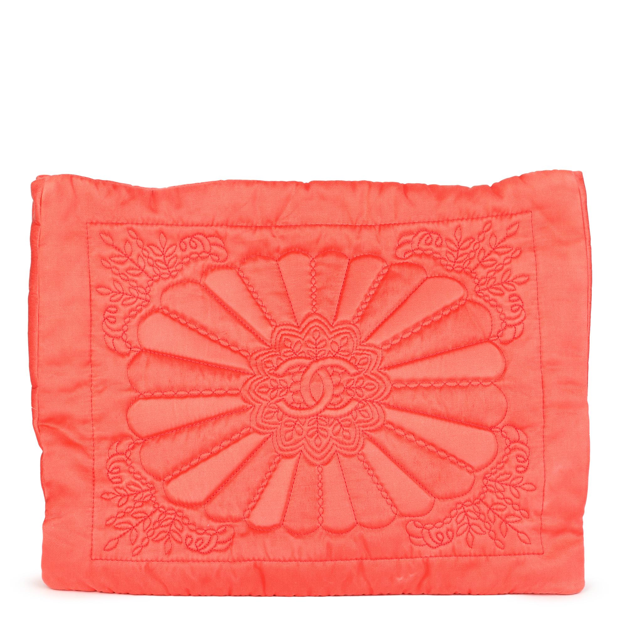 Chanel Rosa Trapuntato Timeless Tote a tracolla 8