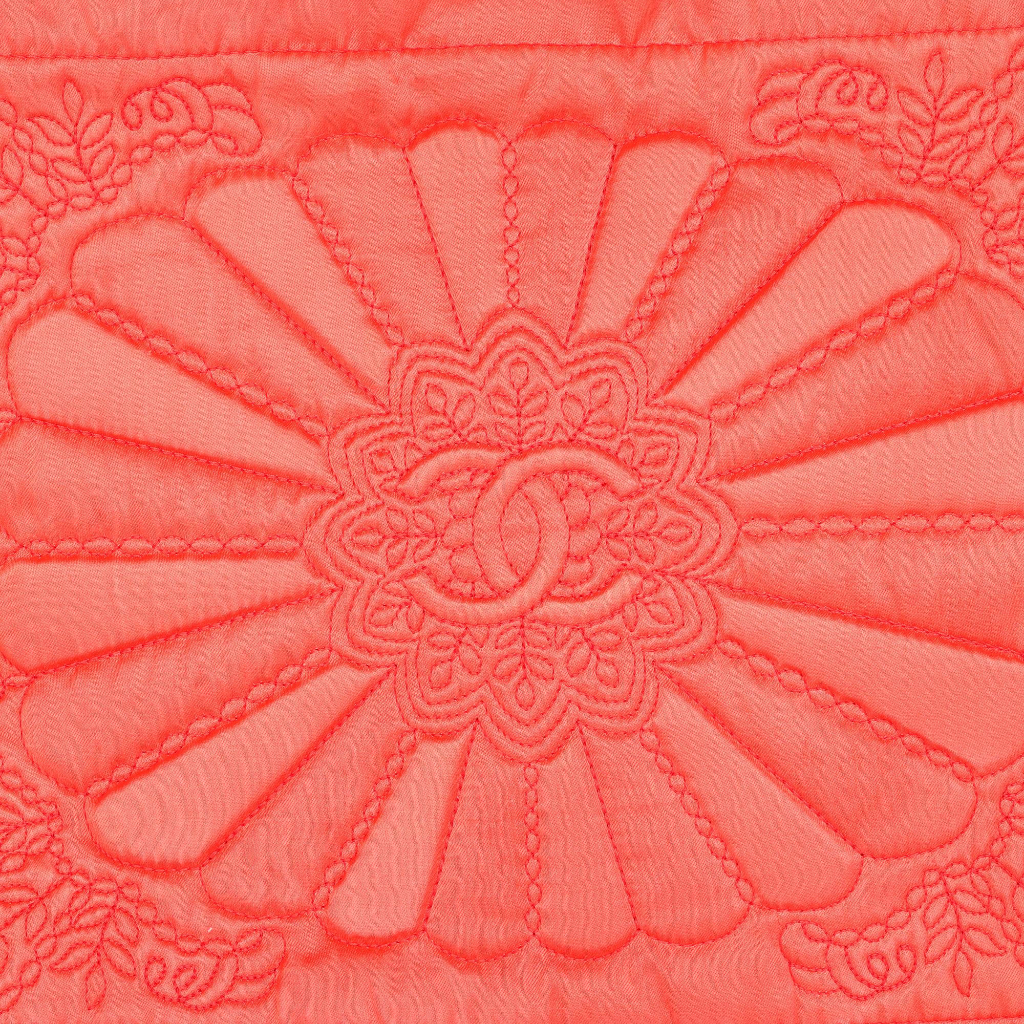 Chanel Rosa Trapuntato Timeless Tote a tracolla In condizioni buone a Bishop's Stortford, Hertfordshire