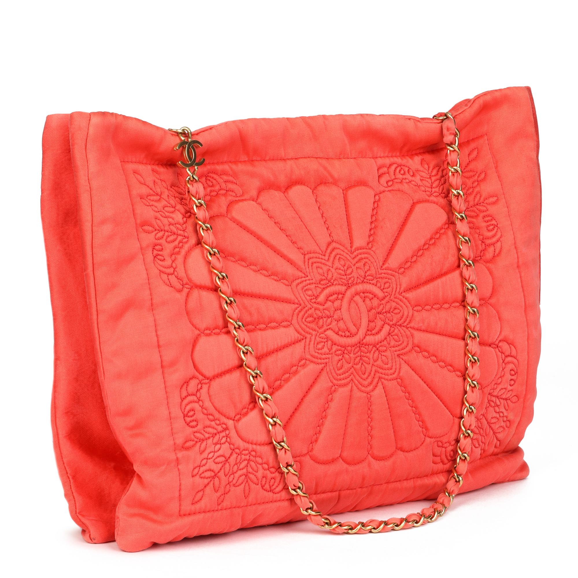 Chanel Rosa Trapuntato Timeless Tote a tracolla 5