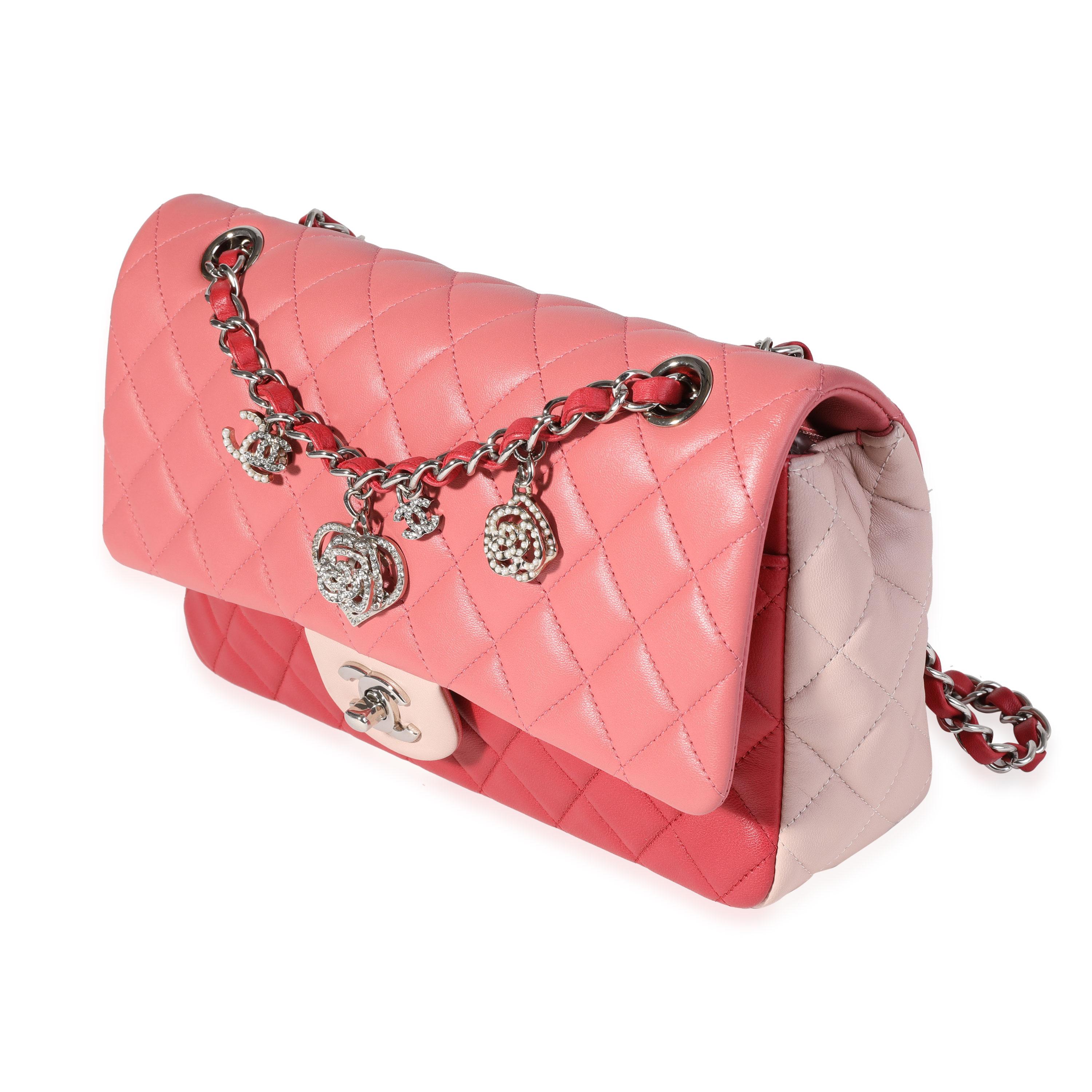 Chanel Rosa & Rot Gestepptes Lammfell Valentine's Day Single Flap Tasche im Zustand „Hervorragend“ in New York, NY