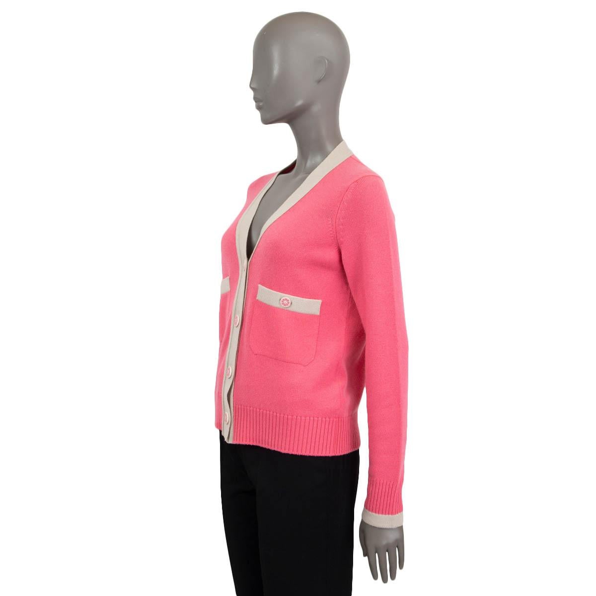CHANEL Strickjacke aus rosa und sandfarbenem Kaschmir 2016 16C SEOUL 36 XS Damen im Angebot