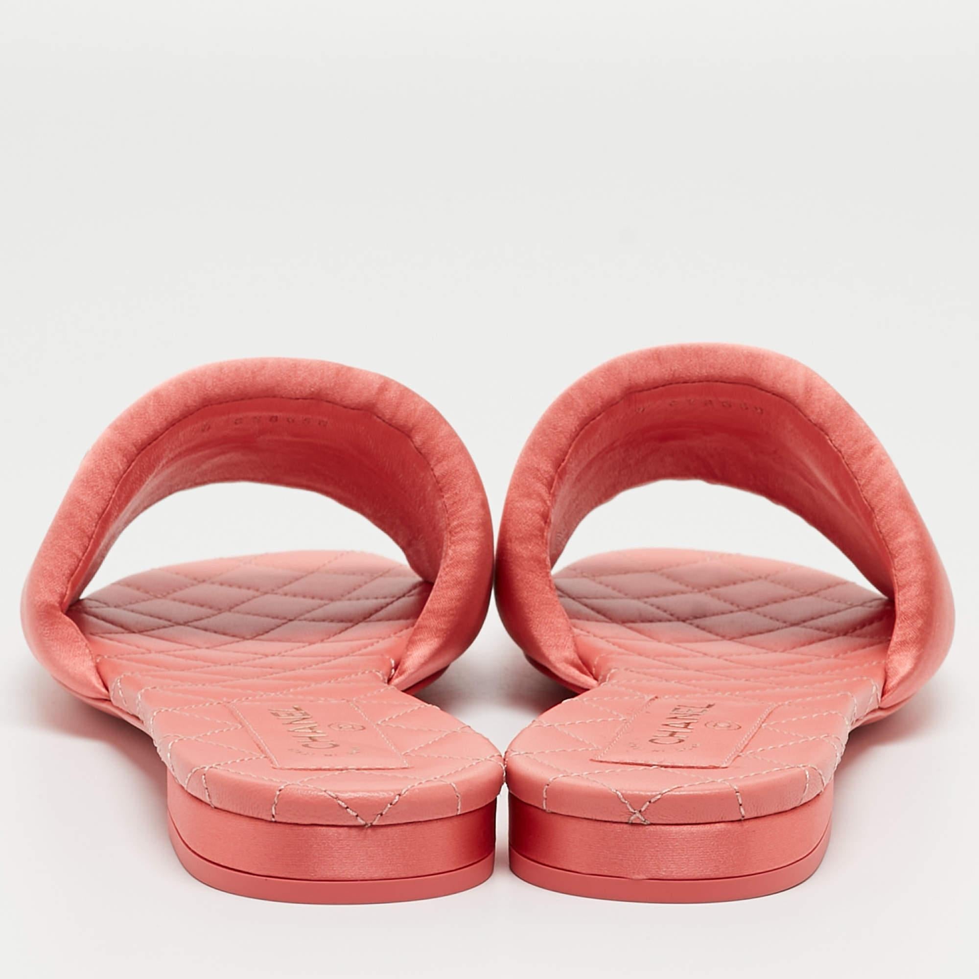 Chanel Pink Satin CC Flat Slides Size 40 1