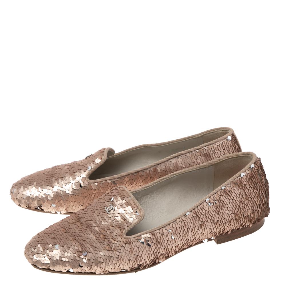 Chanel Pink Sequins CC Smoking Slippers Size 38 In Good Condition In Dubai, Al Qouz 2
