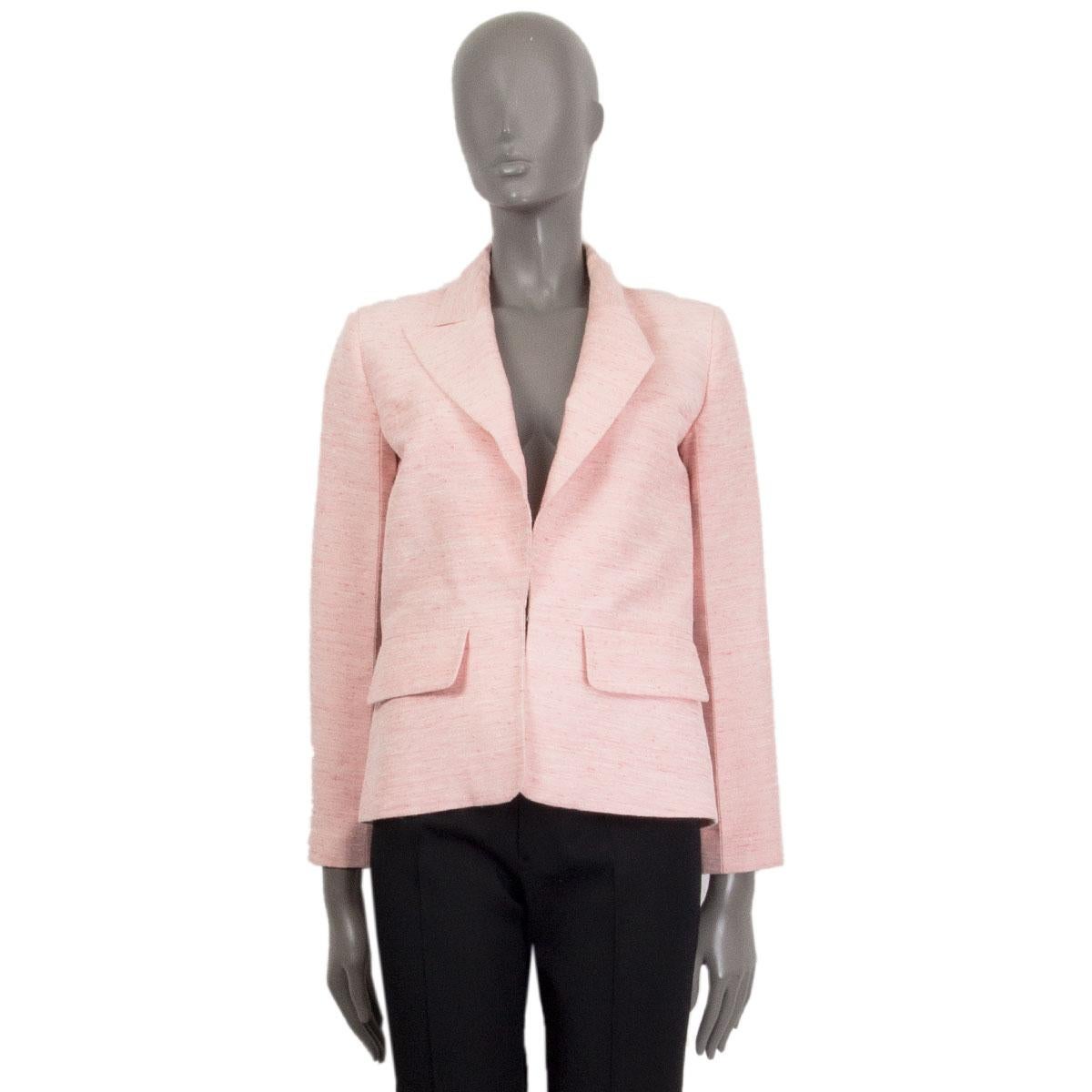100% authentic Chanel 2017 Cuba peak-collar blazer in baby pink silk duping (100%). With two flap pockets on the front, back slit and signature chain around the inside of the hemline. Lined in baby pink silk (100%). Brand new with tag. Please note