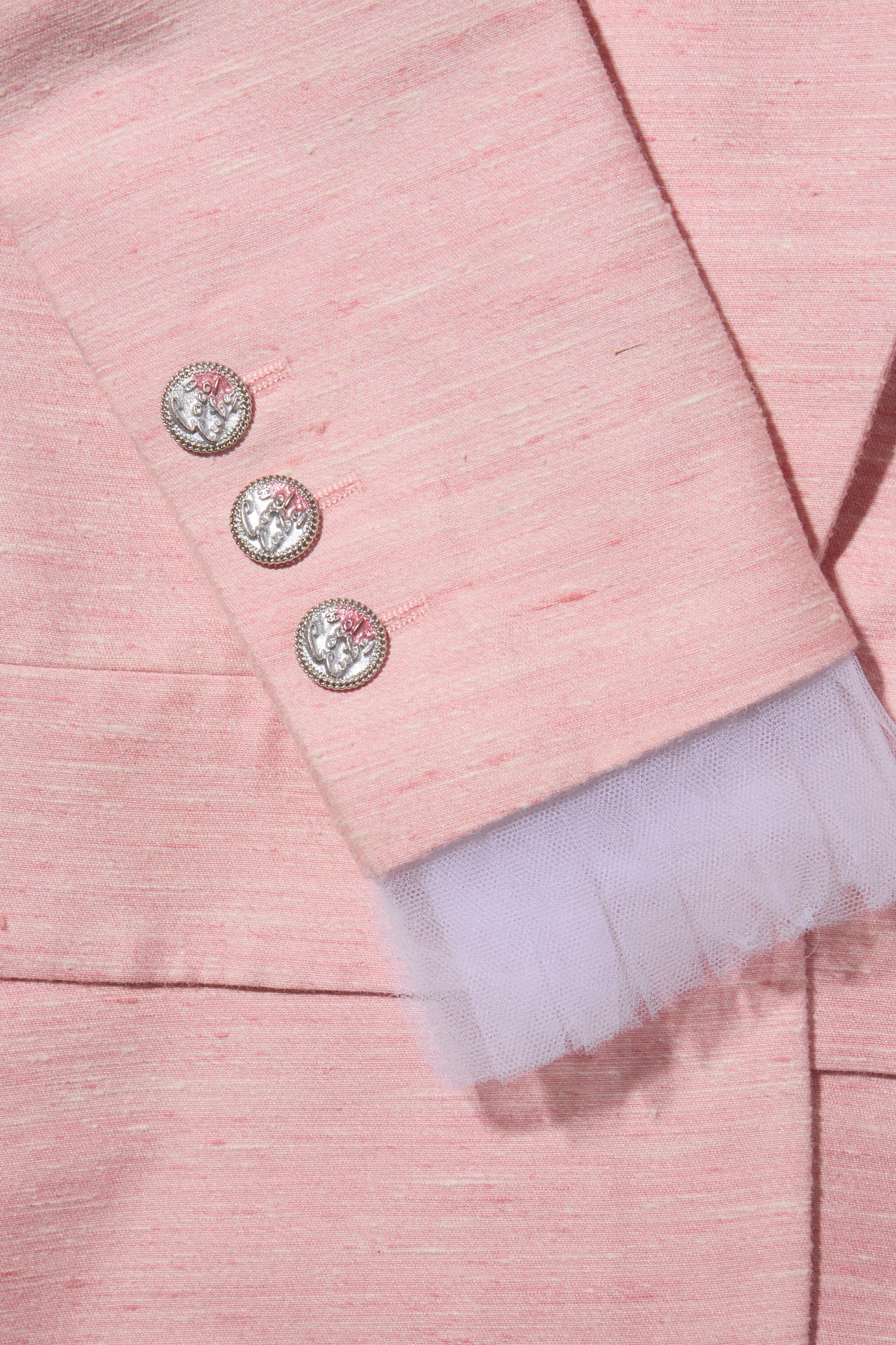 Donna Chanel Giacca Blazer in Seta Rosa Collezione Primavera/Estate 2017 Taglia 36 in vendita
