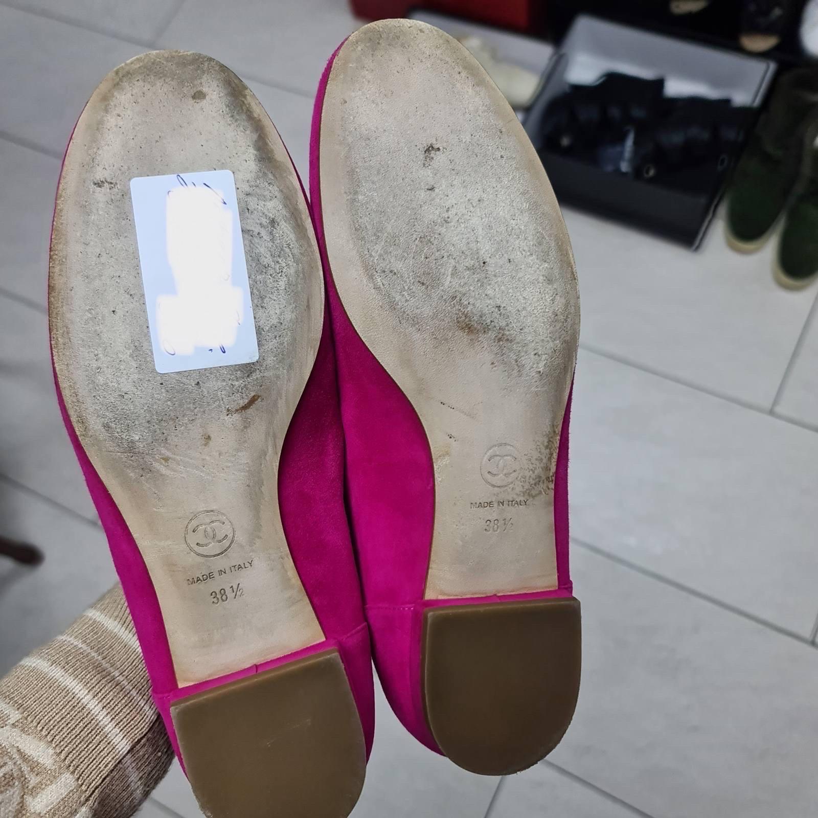 Chanel Pink Suede Leather CC Slip On Loafers For Sale 3