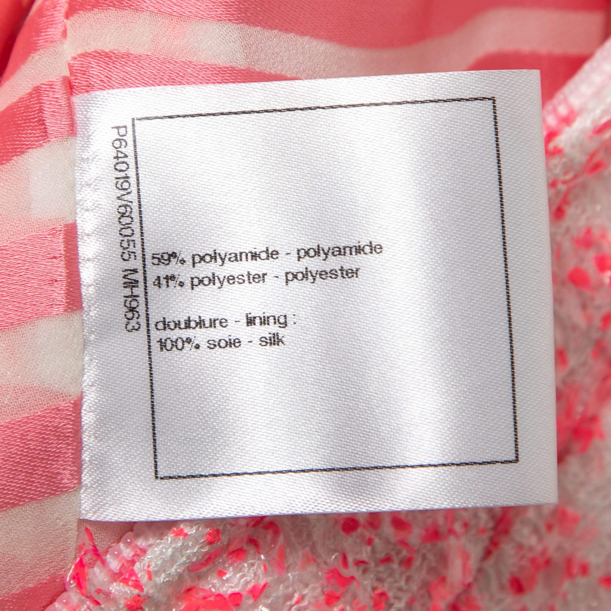 Chanel Pink Textured Synthetic Zip-Up Jacket S In Good Condition In Dubai, Al Qouz 2