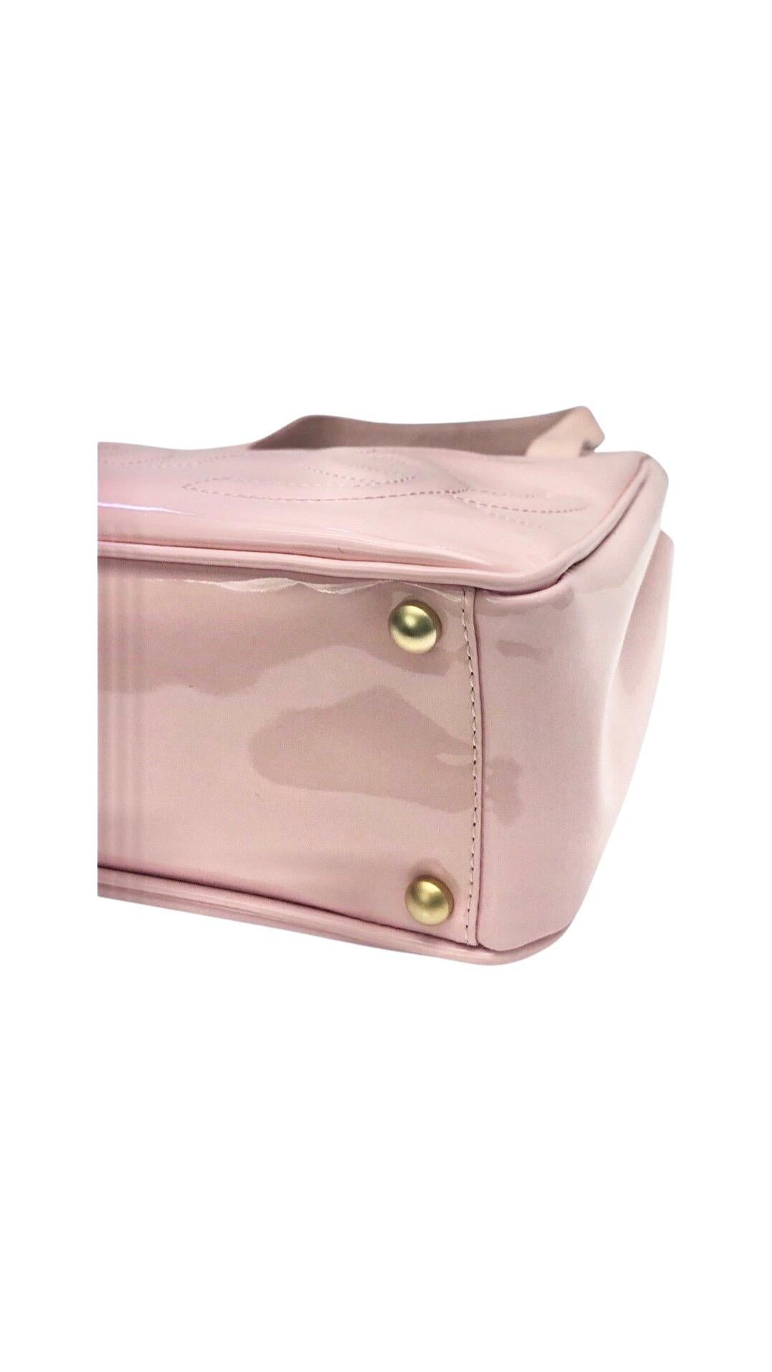 pink tote handbag