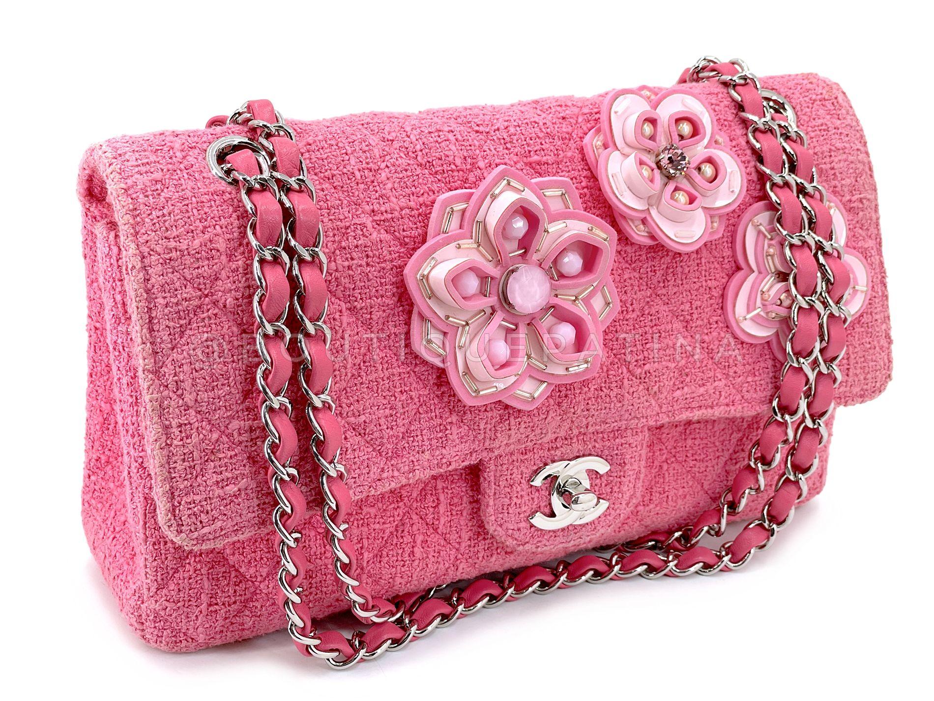 Store item: 68348


In Pink tweed and silver hardware.  





Comes with Authenticity Card, Box
For 19 years, Boutique Patina has specialized in sourcing and curating the best condition vintage leather treasures by searching closets around the