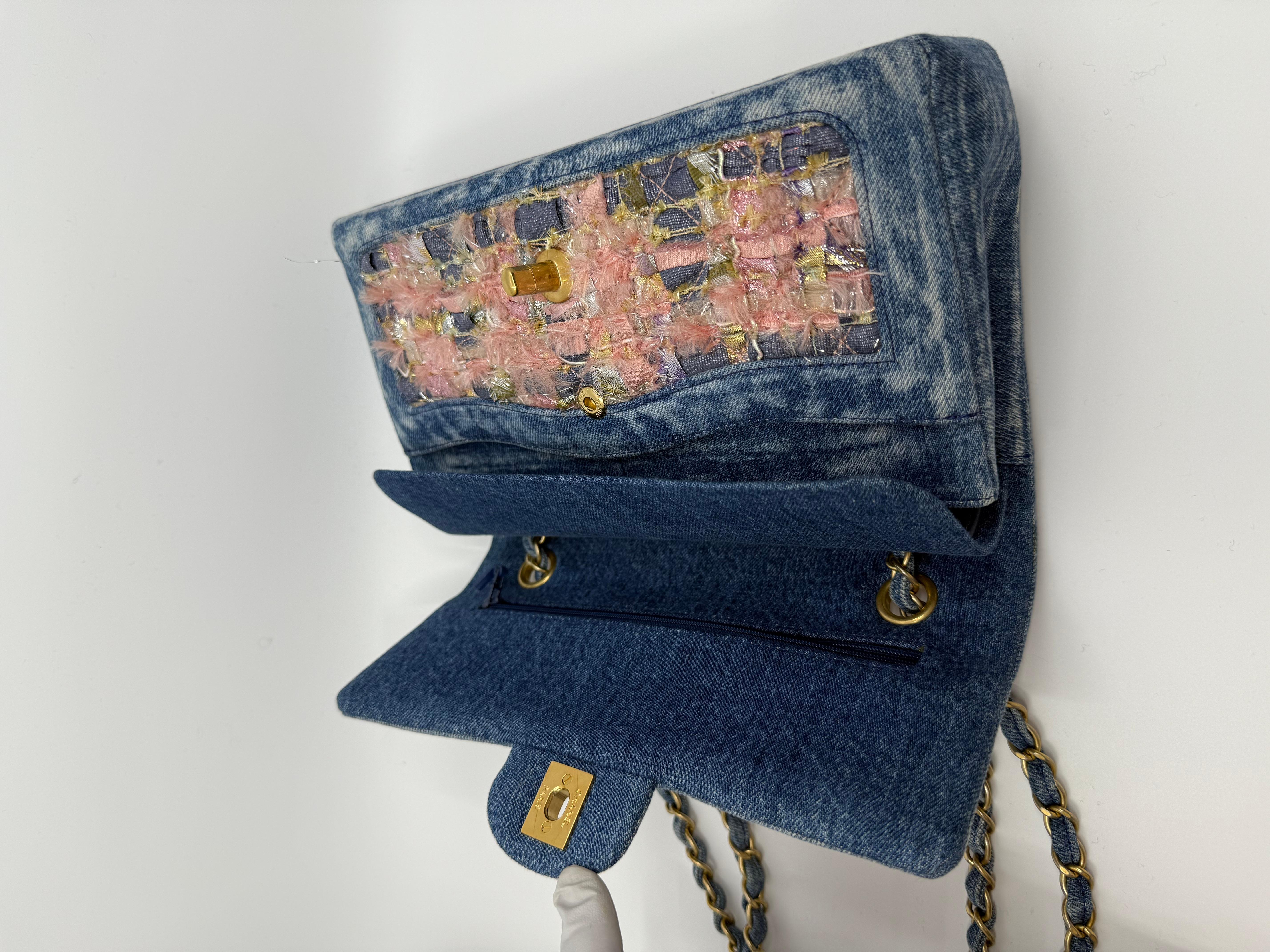 Chanel - Sac classique à double rabat en tweed rose - Sac à rabat moyen en vente 8