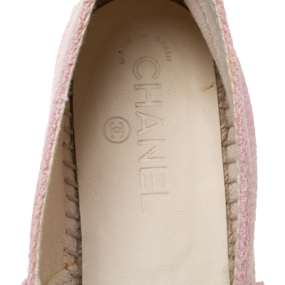 Women's Chanel Pink Tweed Fabric CC Camellia Espadrilles Size 39
