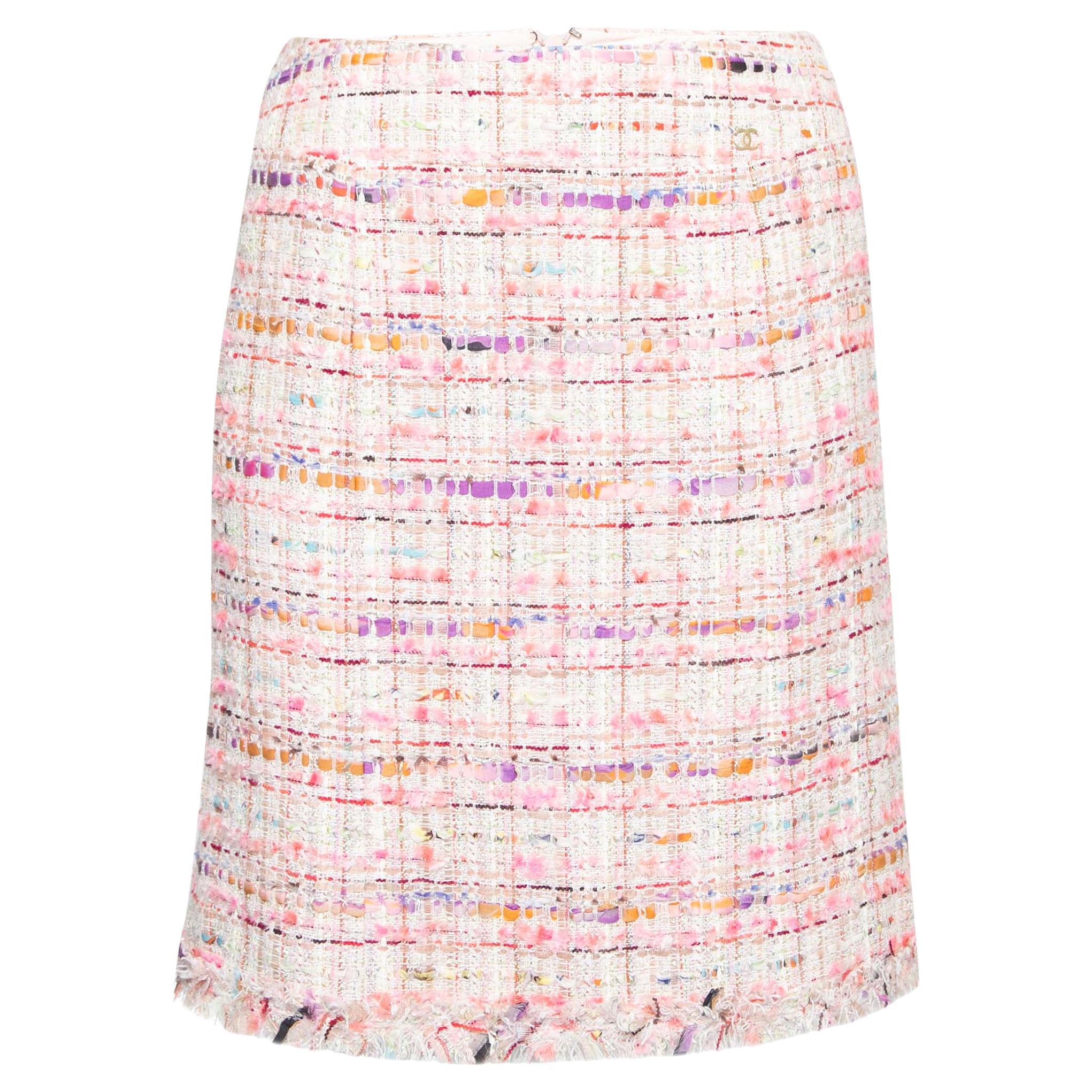 Chanel Pink Tweed Fringe Trimmed Short Skirt M